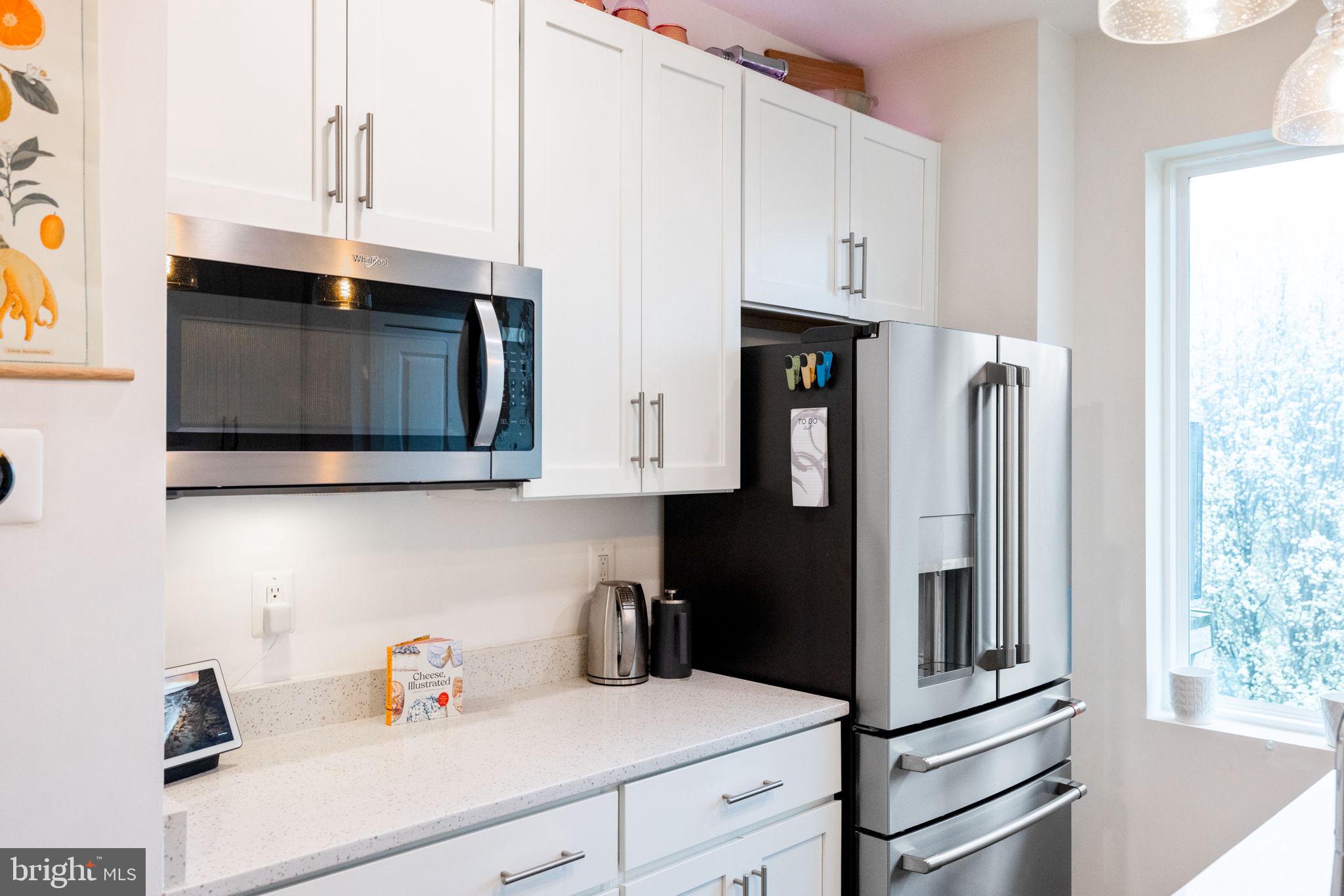 RIVER PLACE - Residential