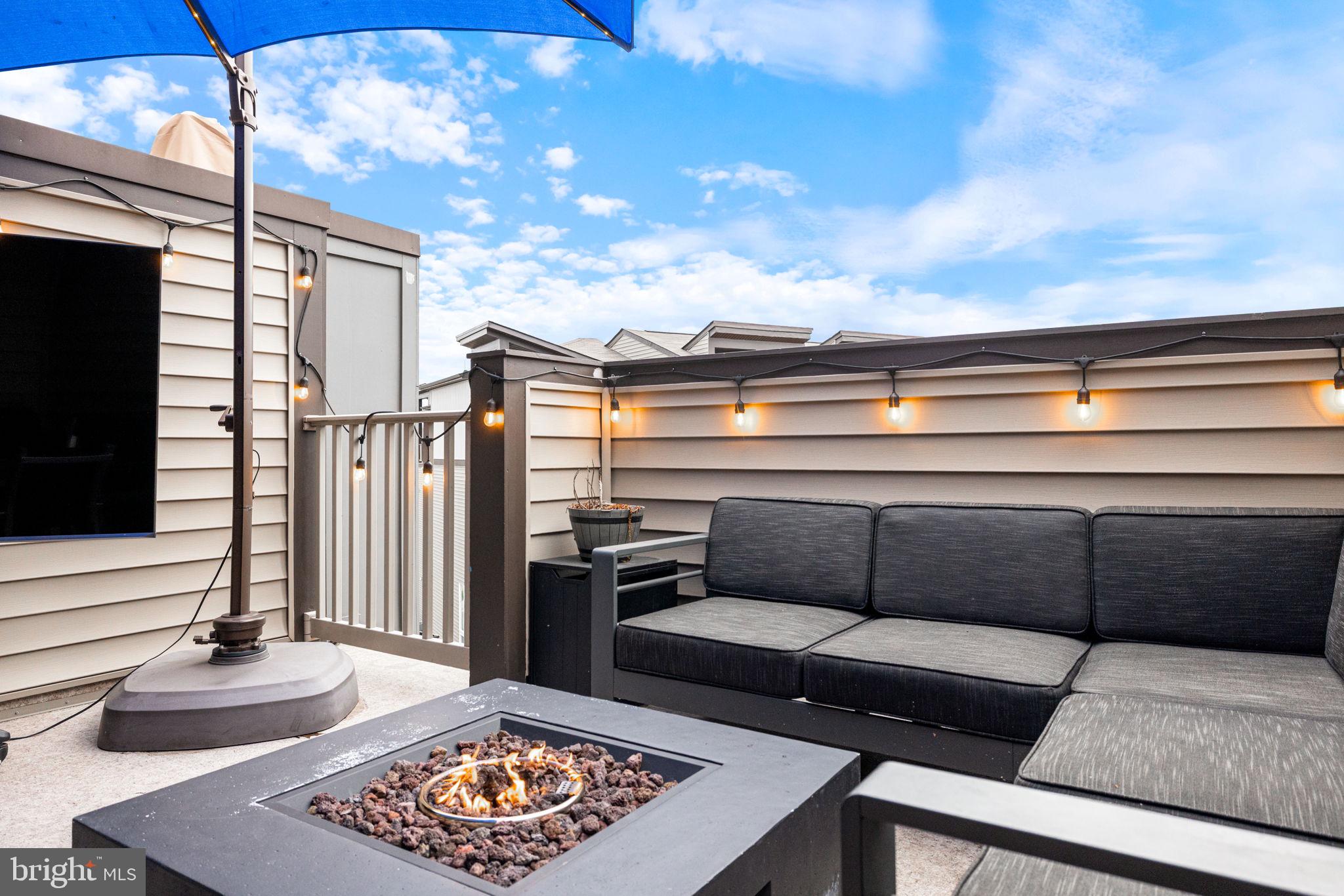 RIVER PLACE - Residential