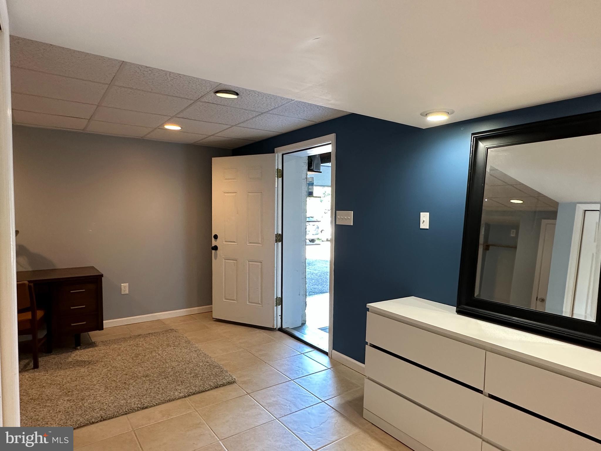 ELKMORE - Residential