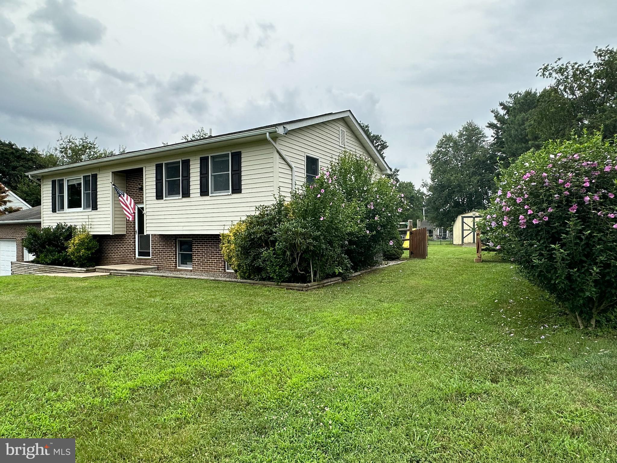 ELKMORE - Residential