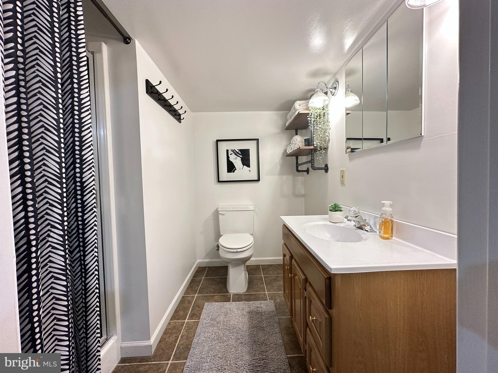 ELKMORE - Residential