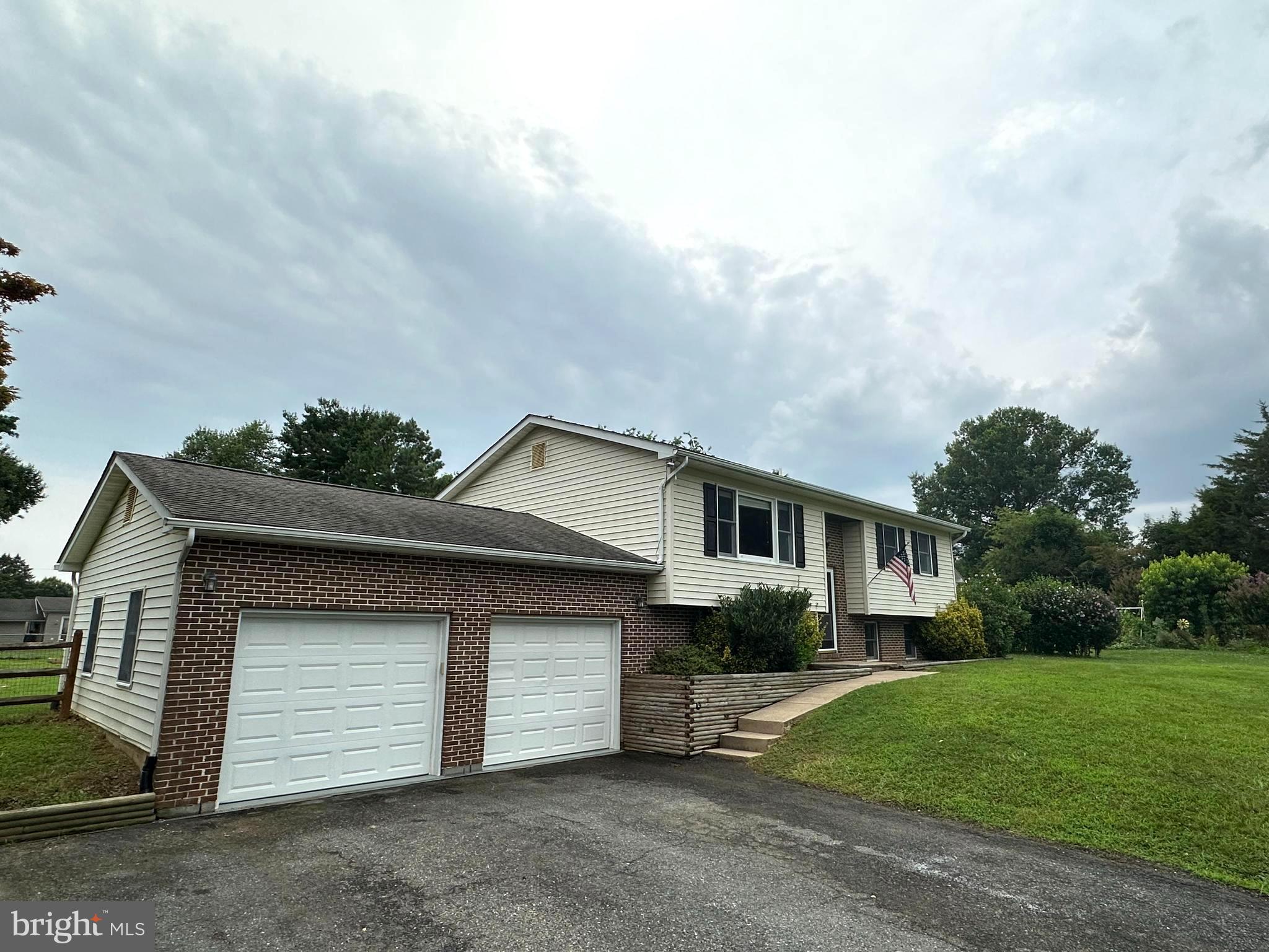 ELKMORE - Residential