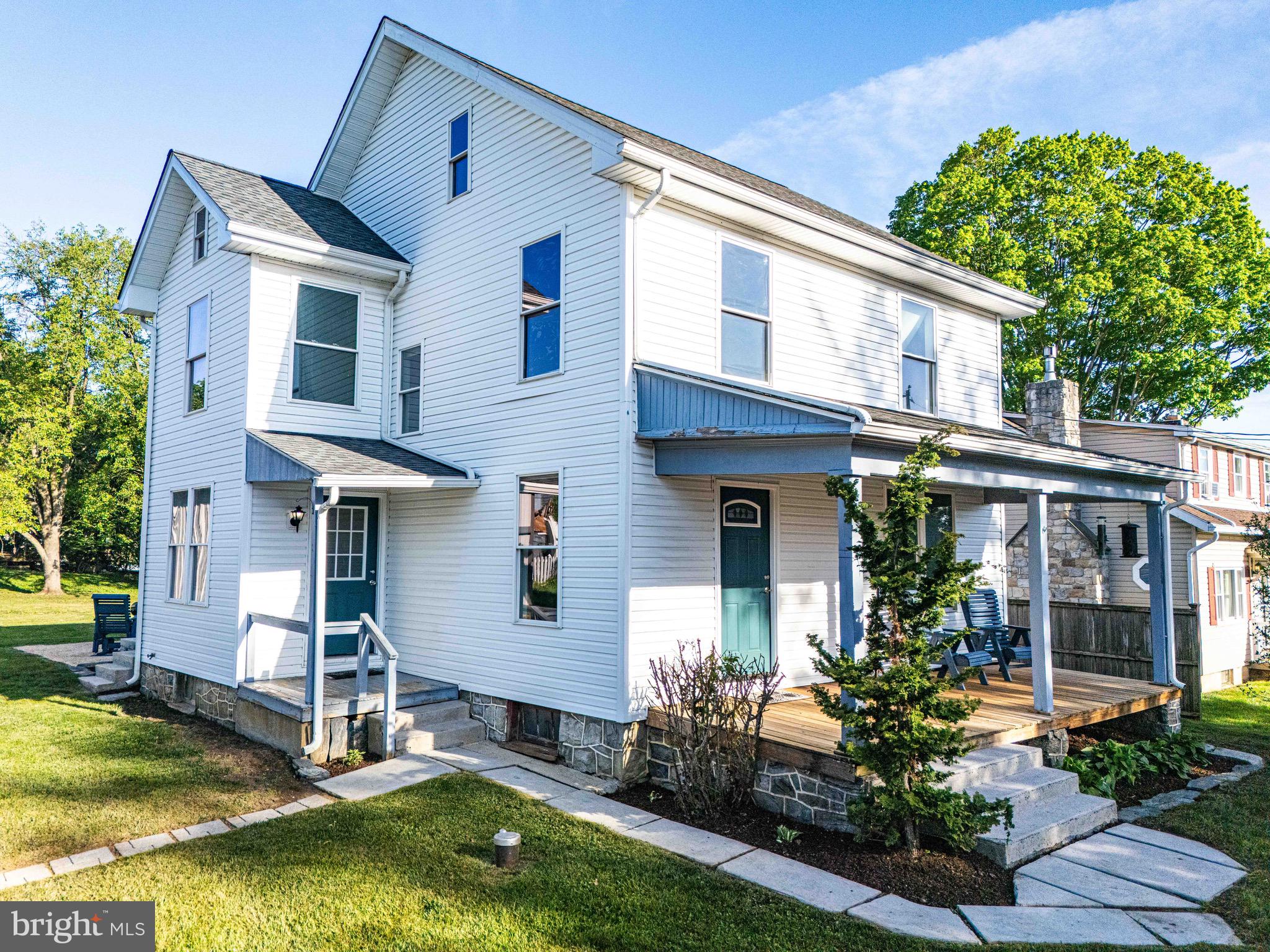 6 N SOUDERSBURG ROAD