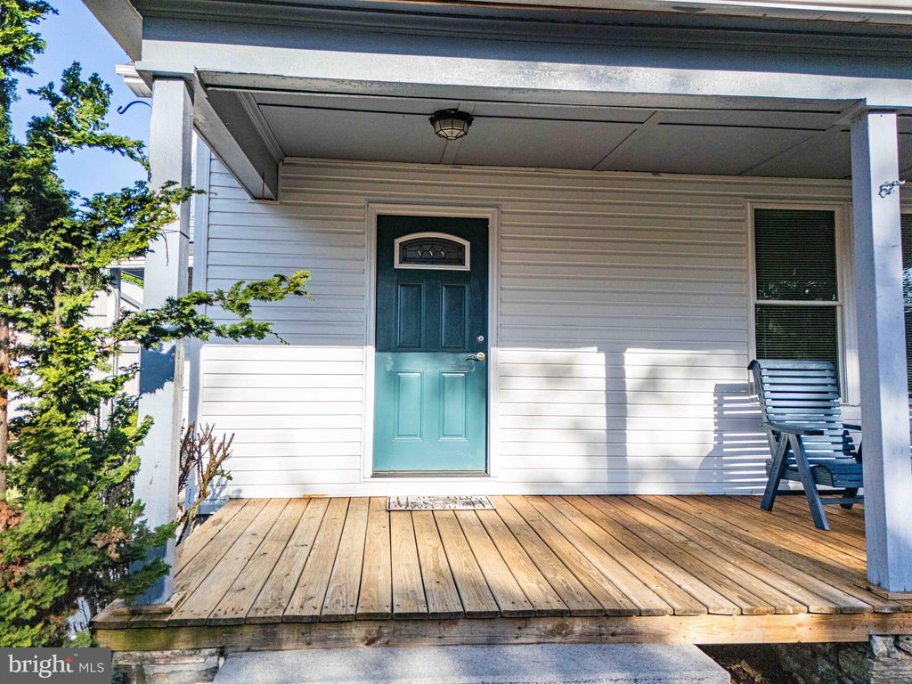 Photo of 6 N Soudersburg Road, GORDONVILLE, PA 17529 (MLS # PALA2072260)