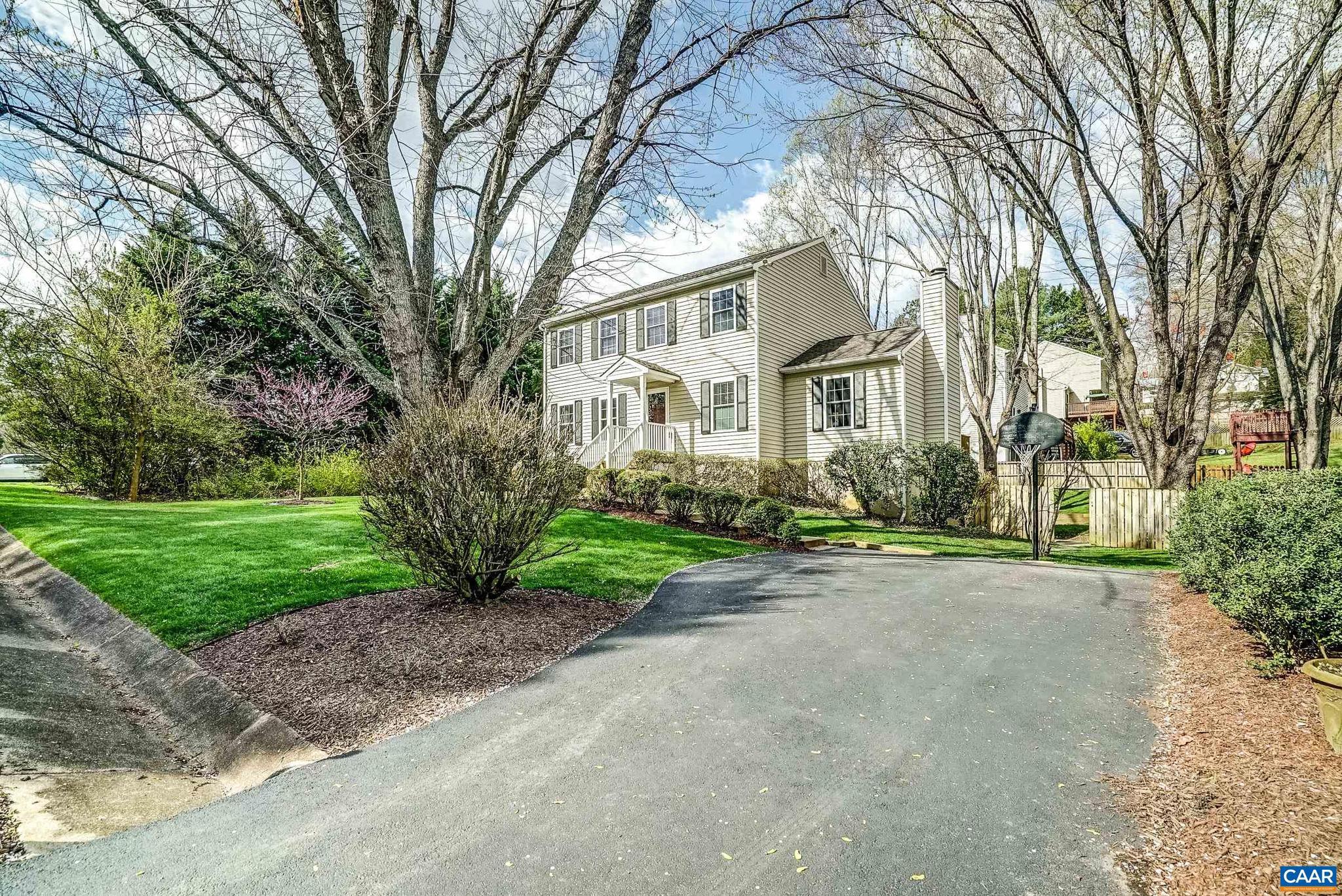 HOLLYMEAD - Residential