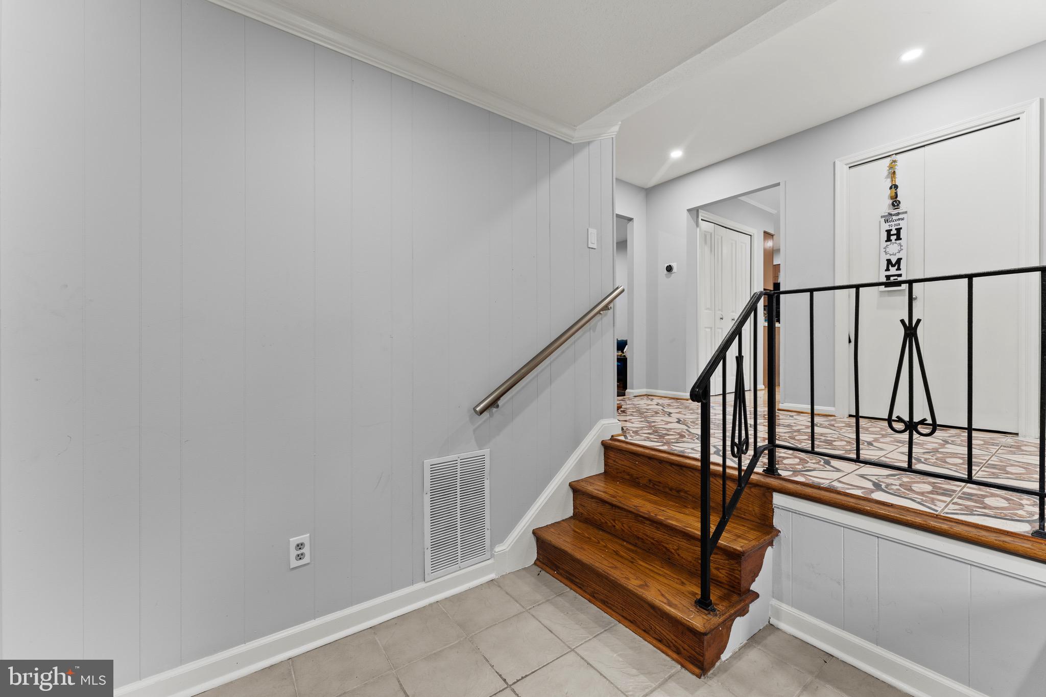 MAPLEWOOD - Residential
