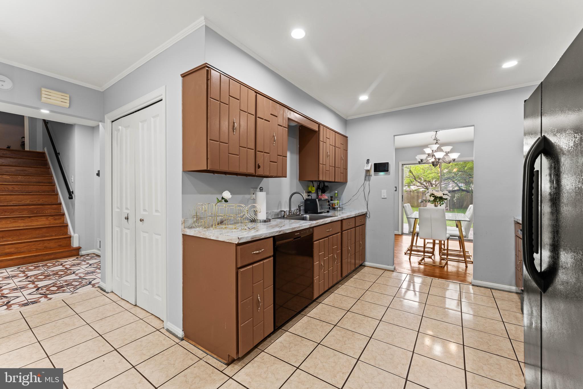 MAPLEWOOD - Residential