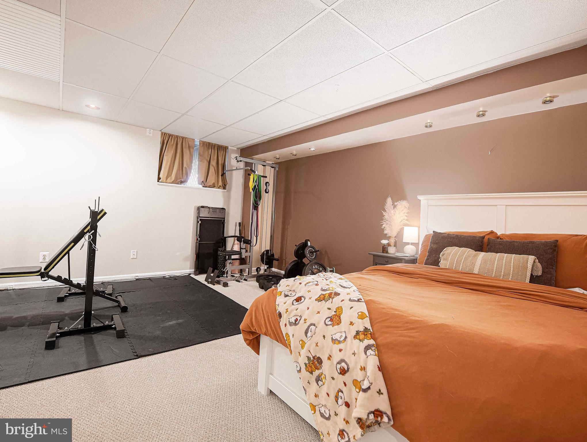 MARBLE HILL - Residential