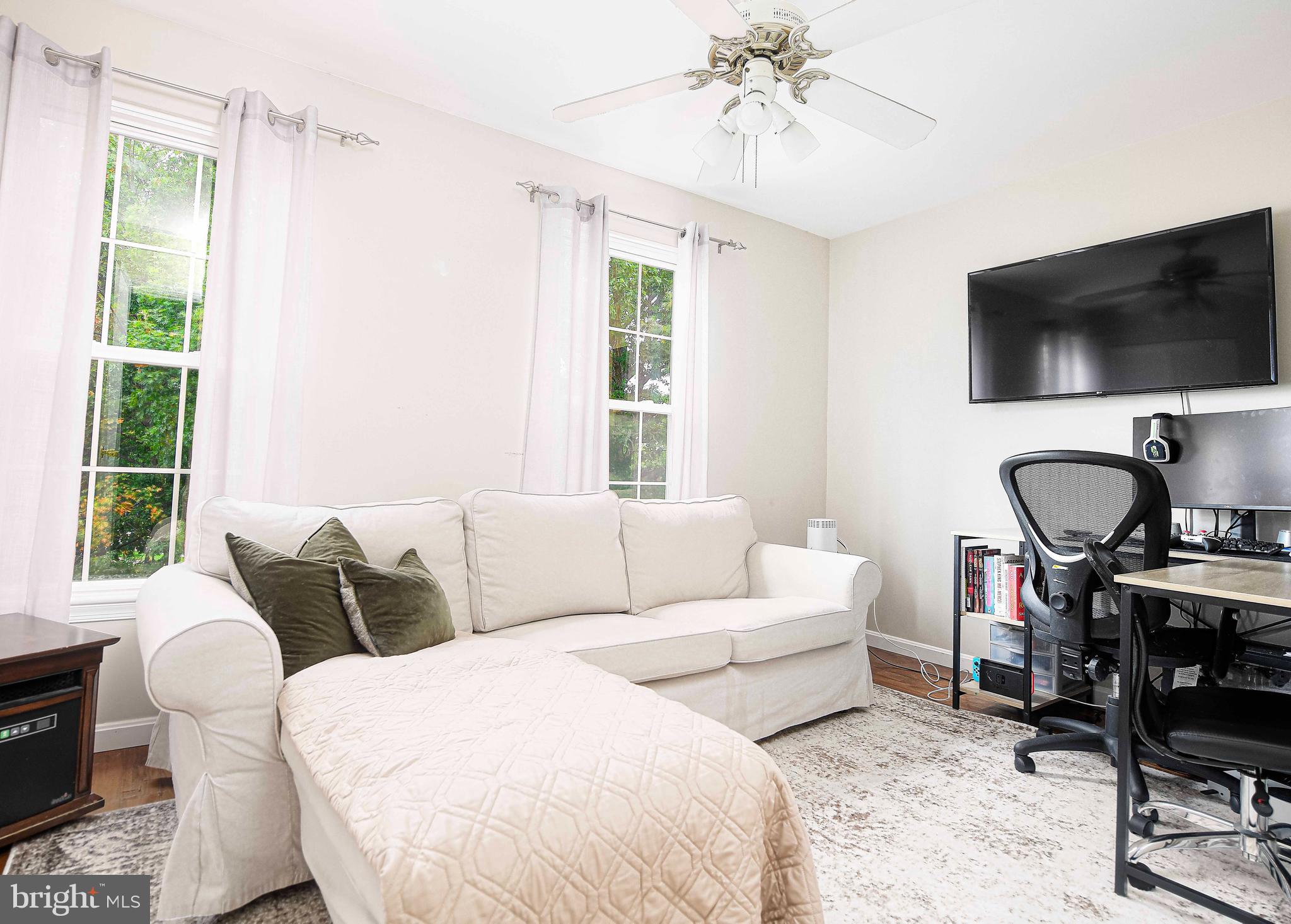 MARBLE HILL - Residential