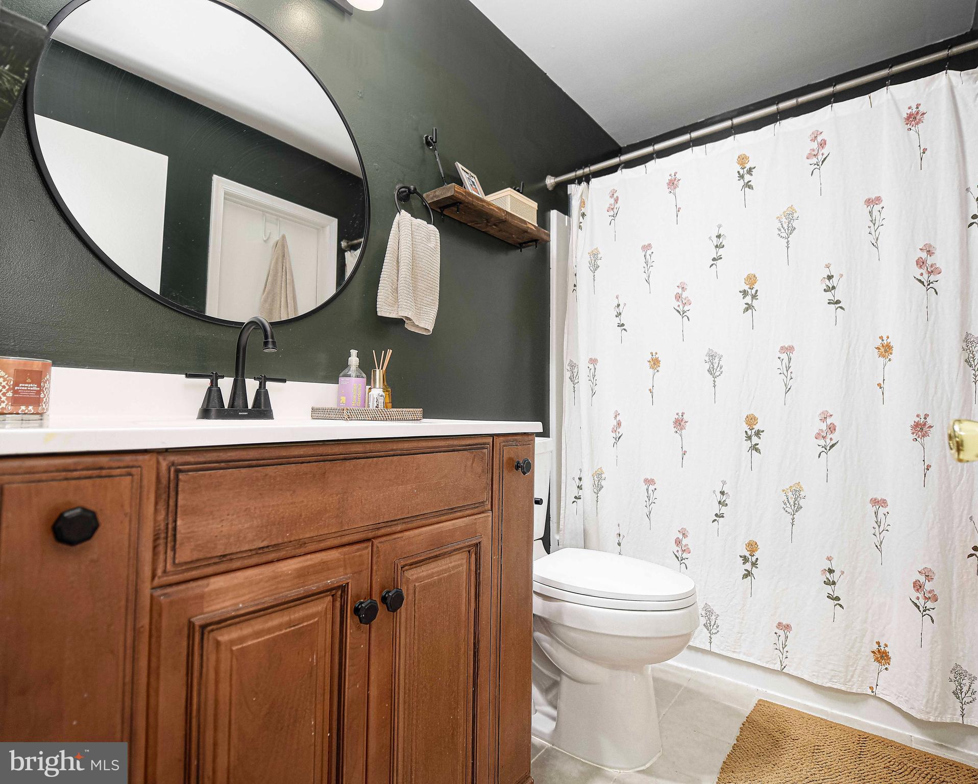 MARBLE HILL - Residential