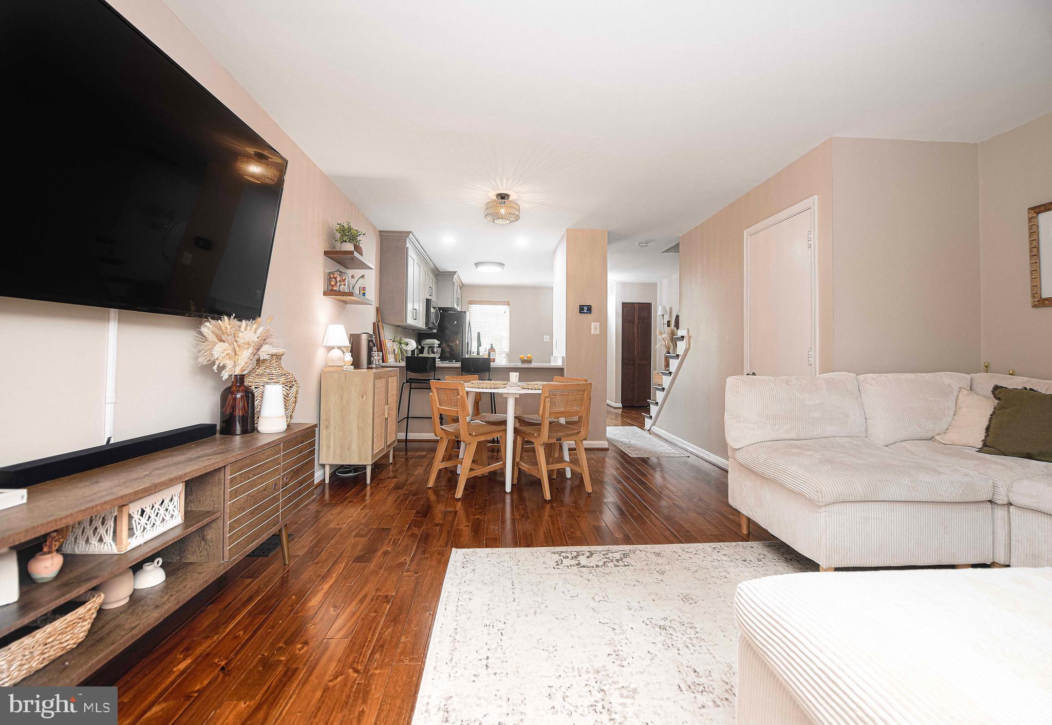 MARBLE HILL - Residential