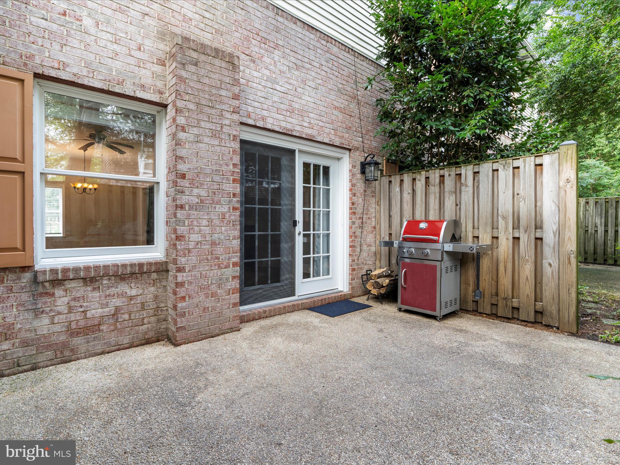 CARRIAGE HOUSE - Residential