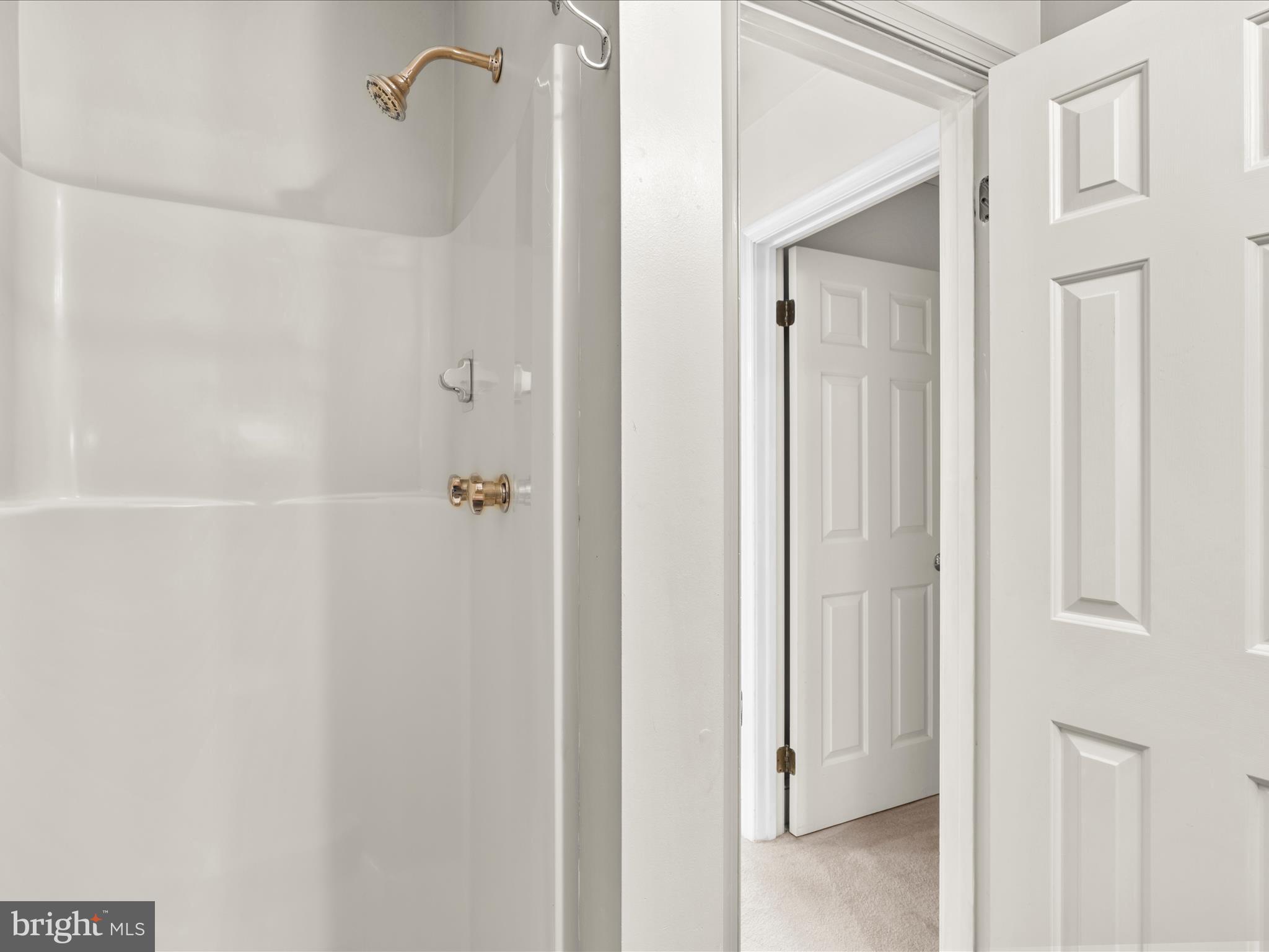 CARRIAGE HOUSE - Residential