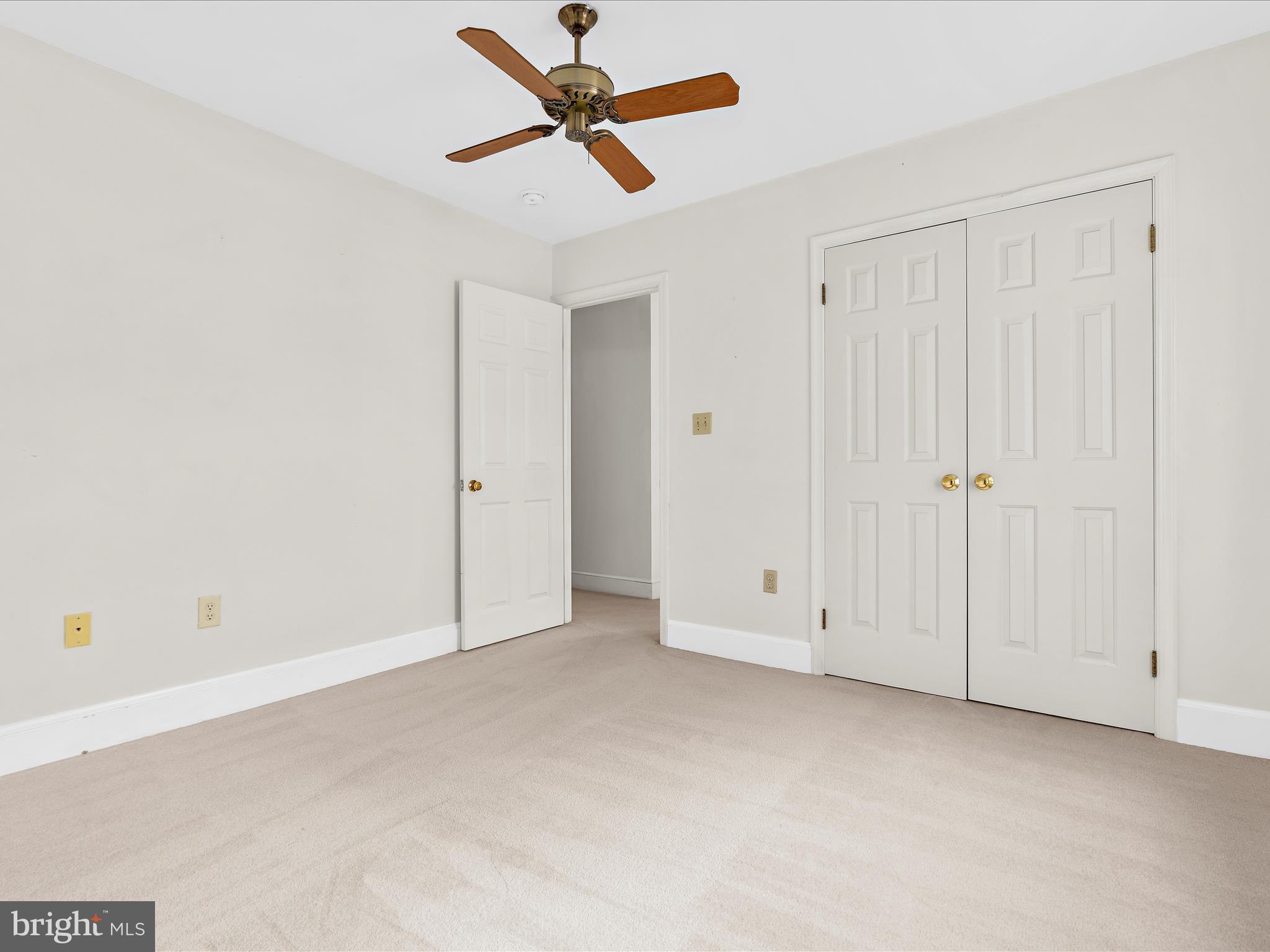 CARRIAGE HOUSE - Residential