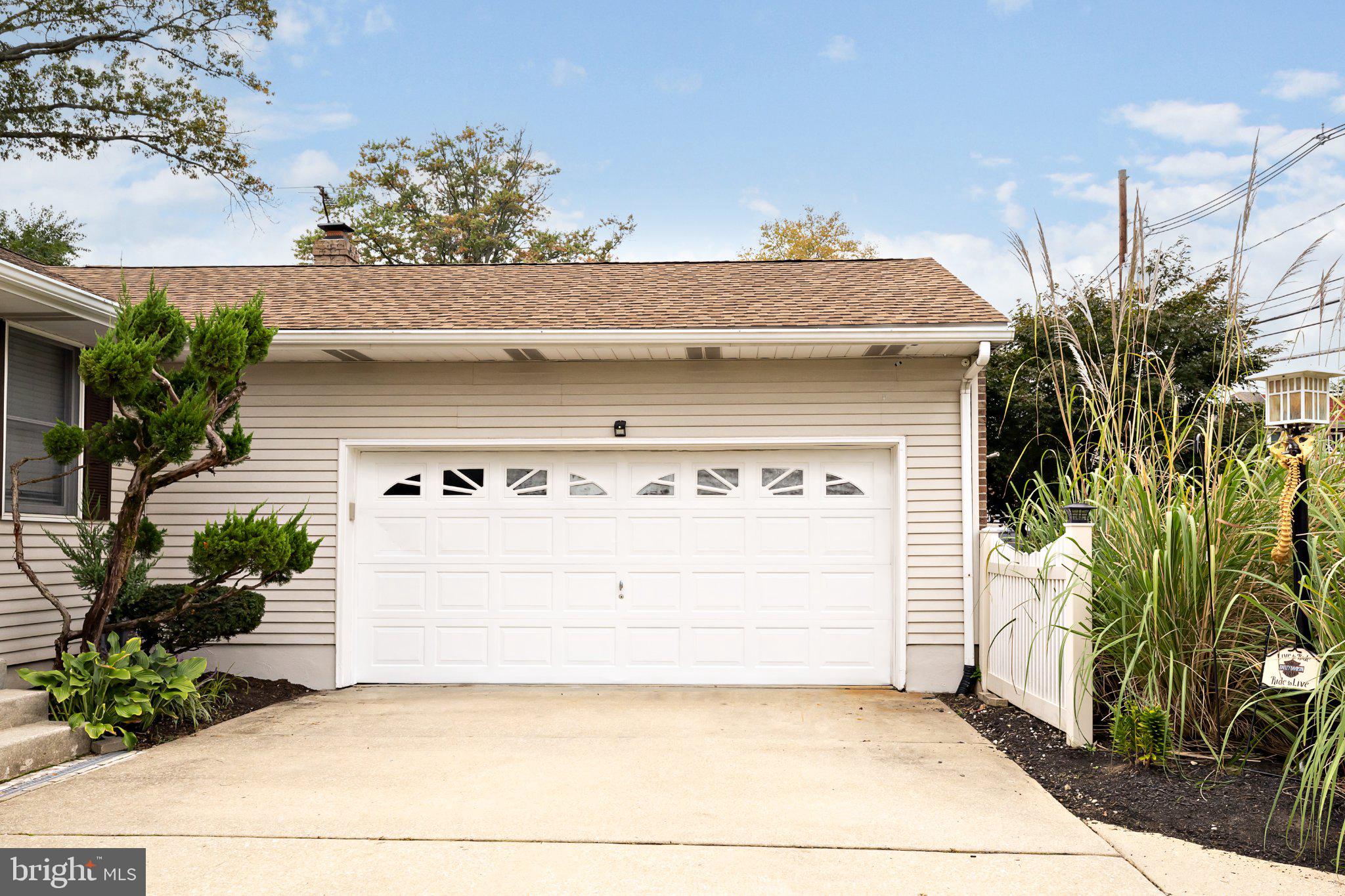 1828 KINGS HIGHWAY
