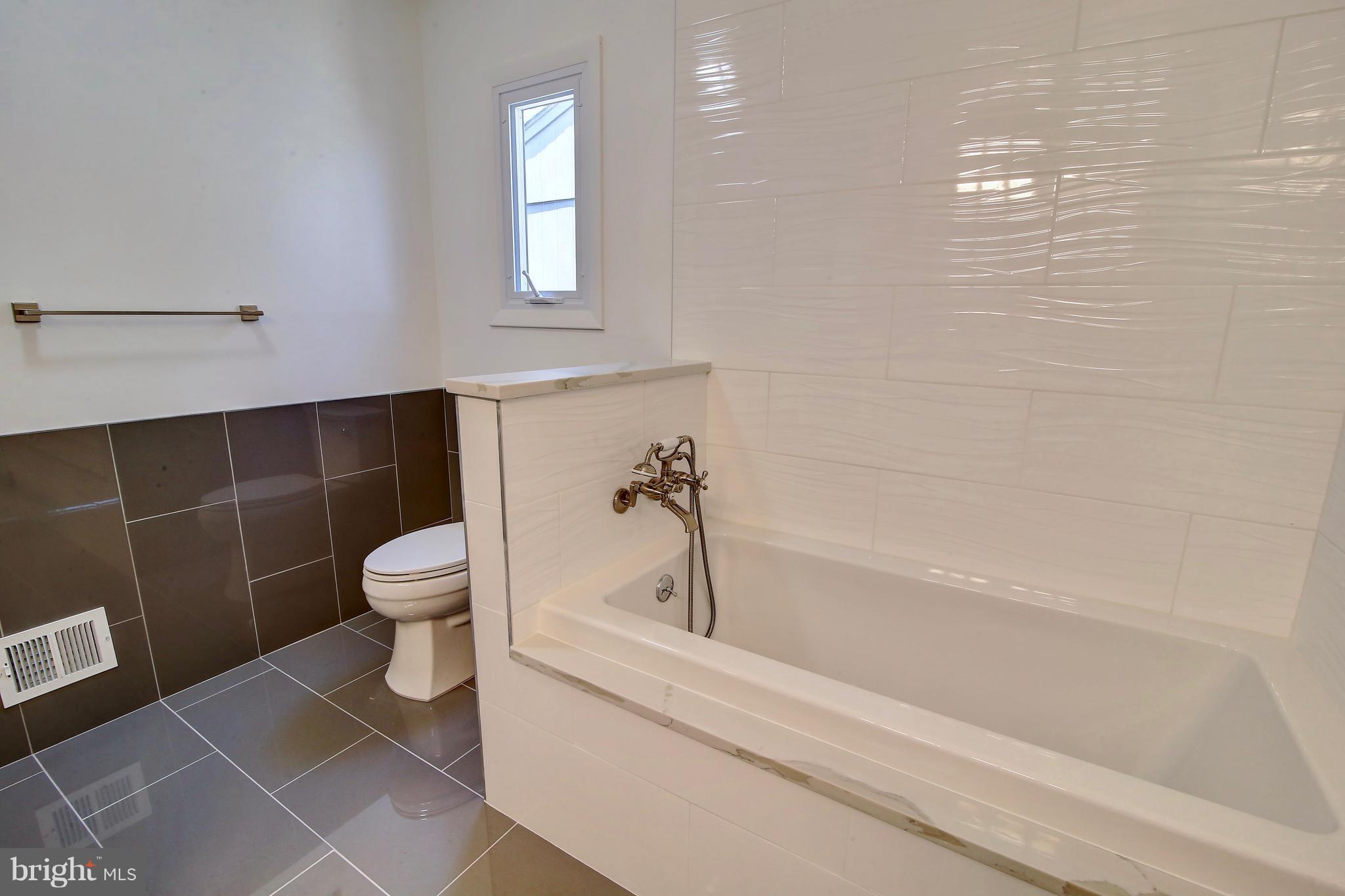 GREAT OAKS - Residential