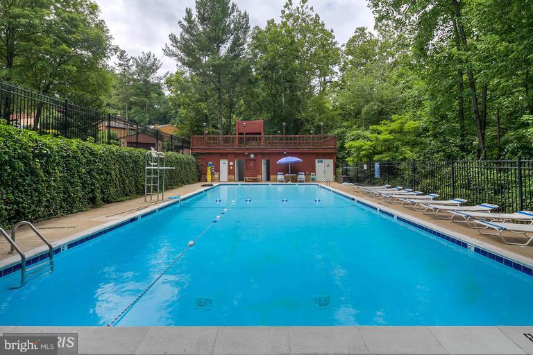 GREAT OAKS - Residential