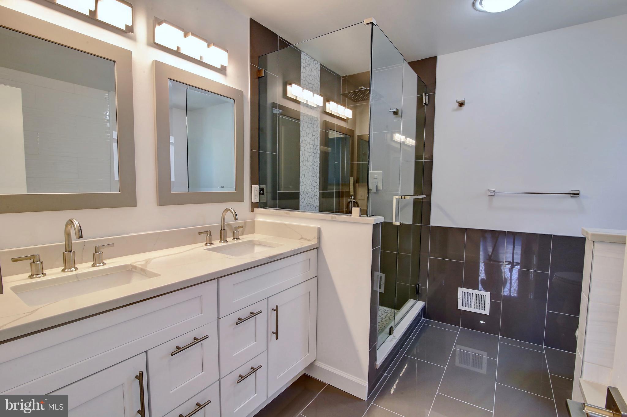 GREAT OAKS - Residential