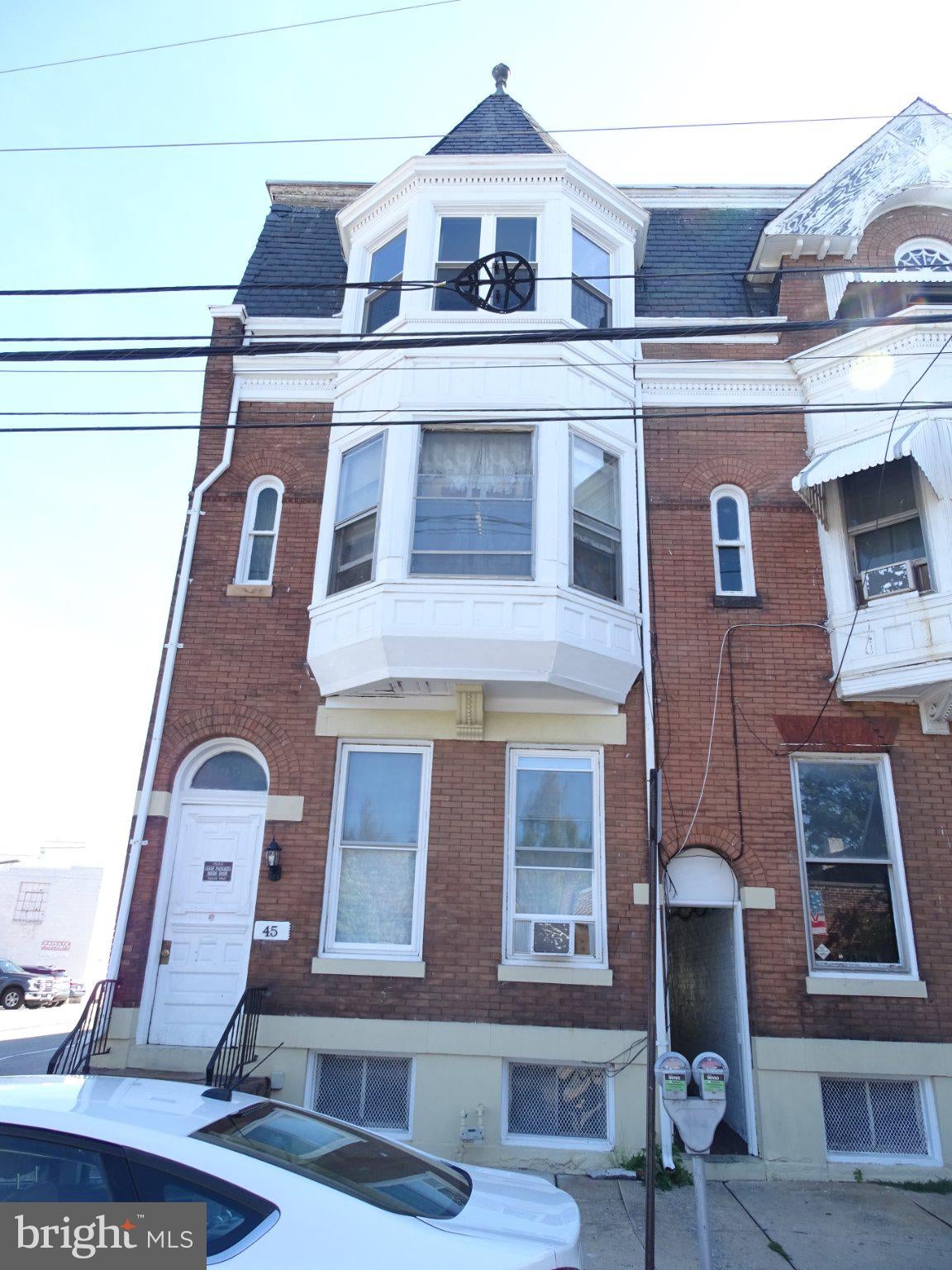 45 S PERSHING AVENUE