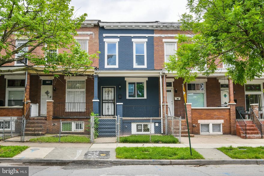 Pending Release the previous buyer backed out.
Welcome to 1763 Homestead street!
This home has been completely renovated and includes 3 bedrooms 2 full baths and a bonus room that can be used however you choose. Kitchen includes stainless steel appliances with a 5 burner gas stove granite countertops, classic subway tile backsplash, and a nice sized pantry. The basement has been finished and includes a full bathroom and laundry area. New HVAC system and water heater have been installed. Come tour this beautiful home today!