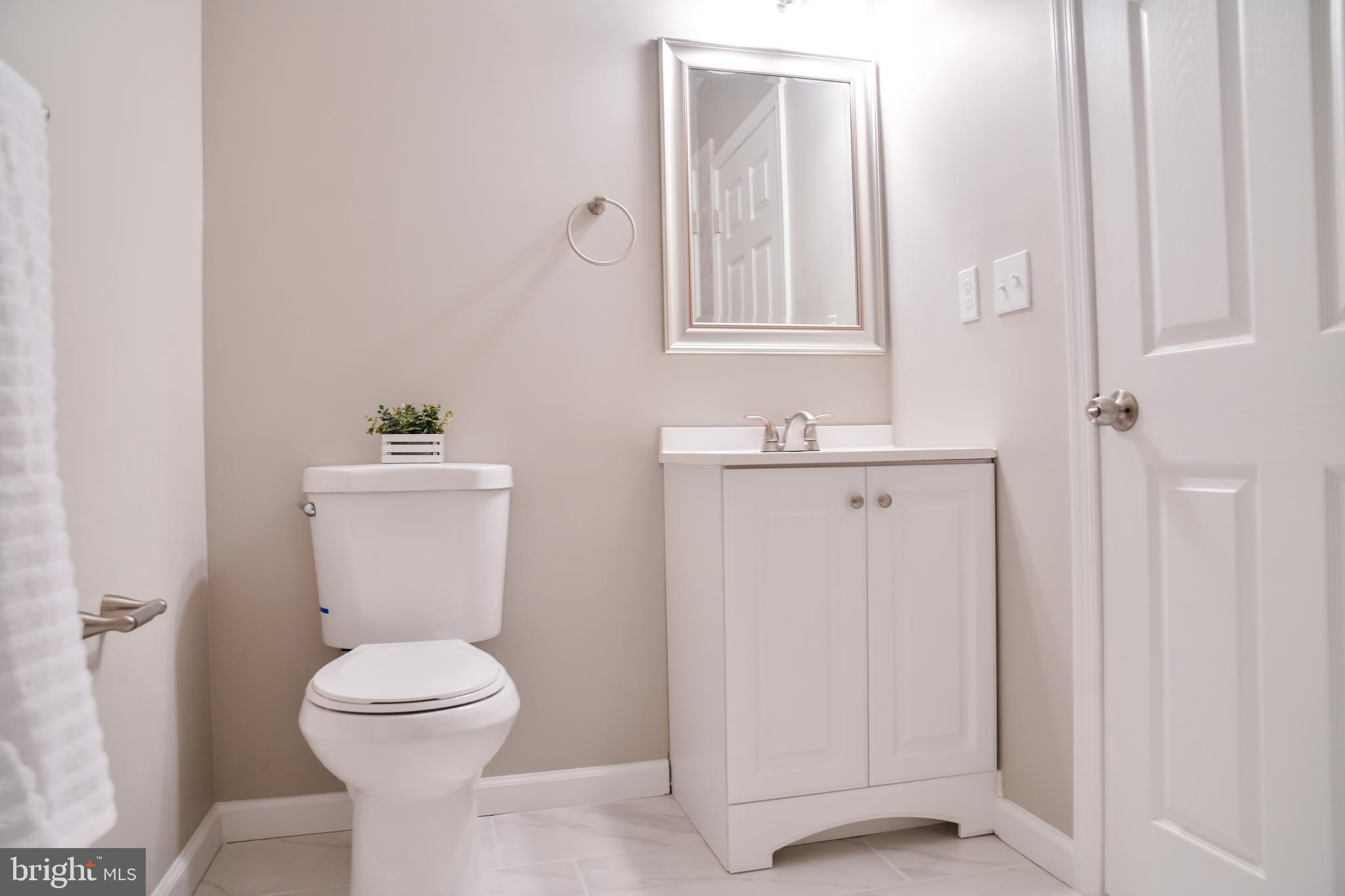 MONTEBELLO - Residential