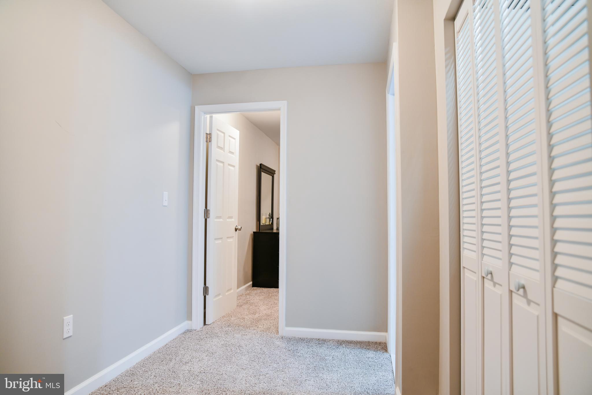 MONTEBELLO - Residential