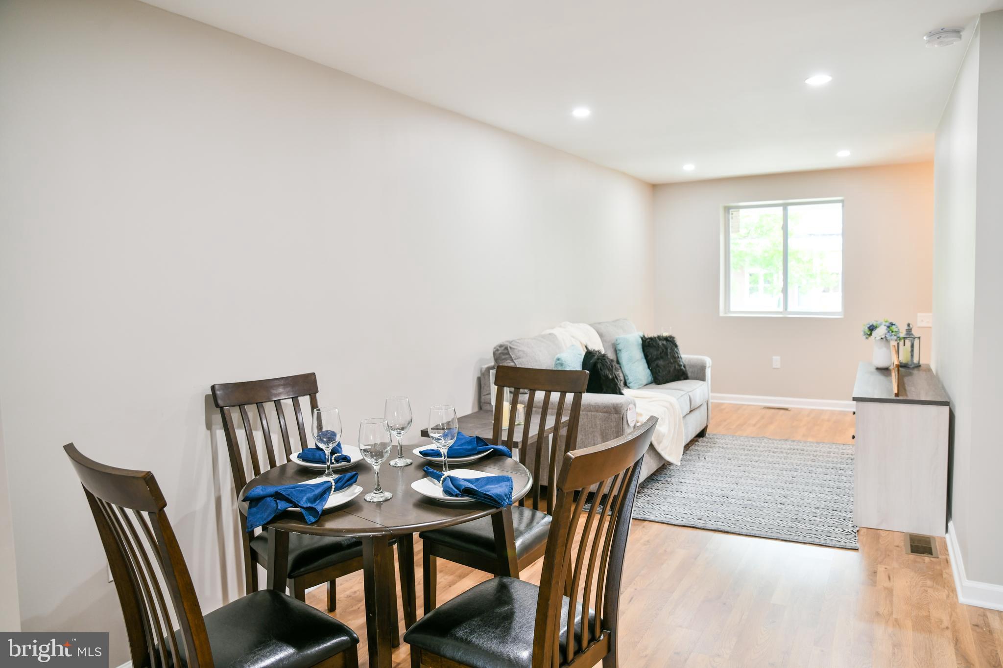 MONTEBELLO - Residential