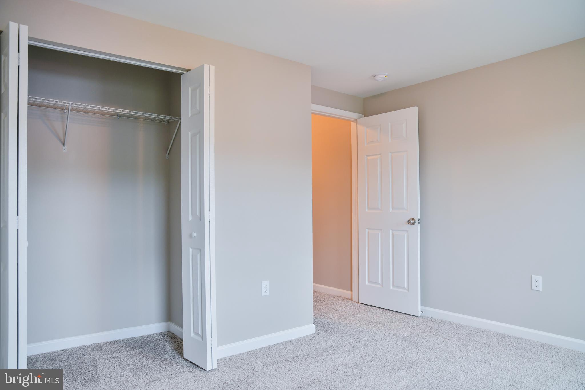 MONTEBELLO - Residential