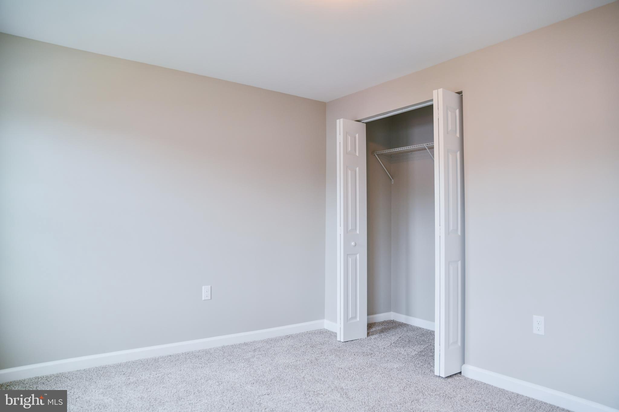 MONTEBELLO - Residential