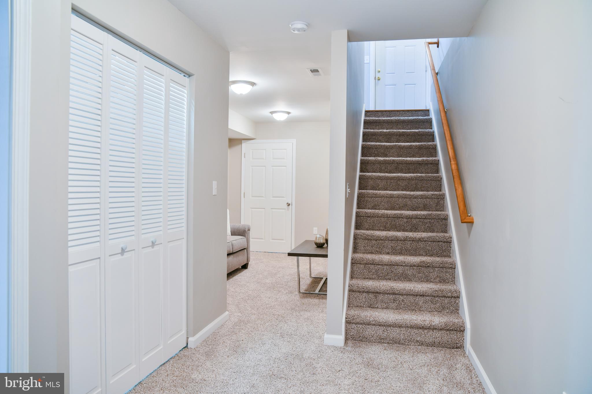 MONTEBELLO - Residential