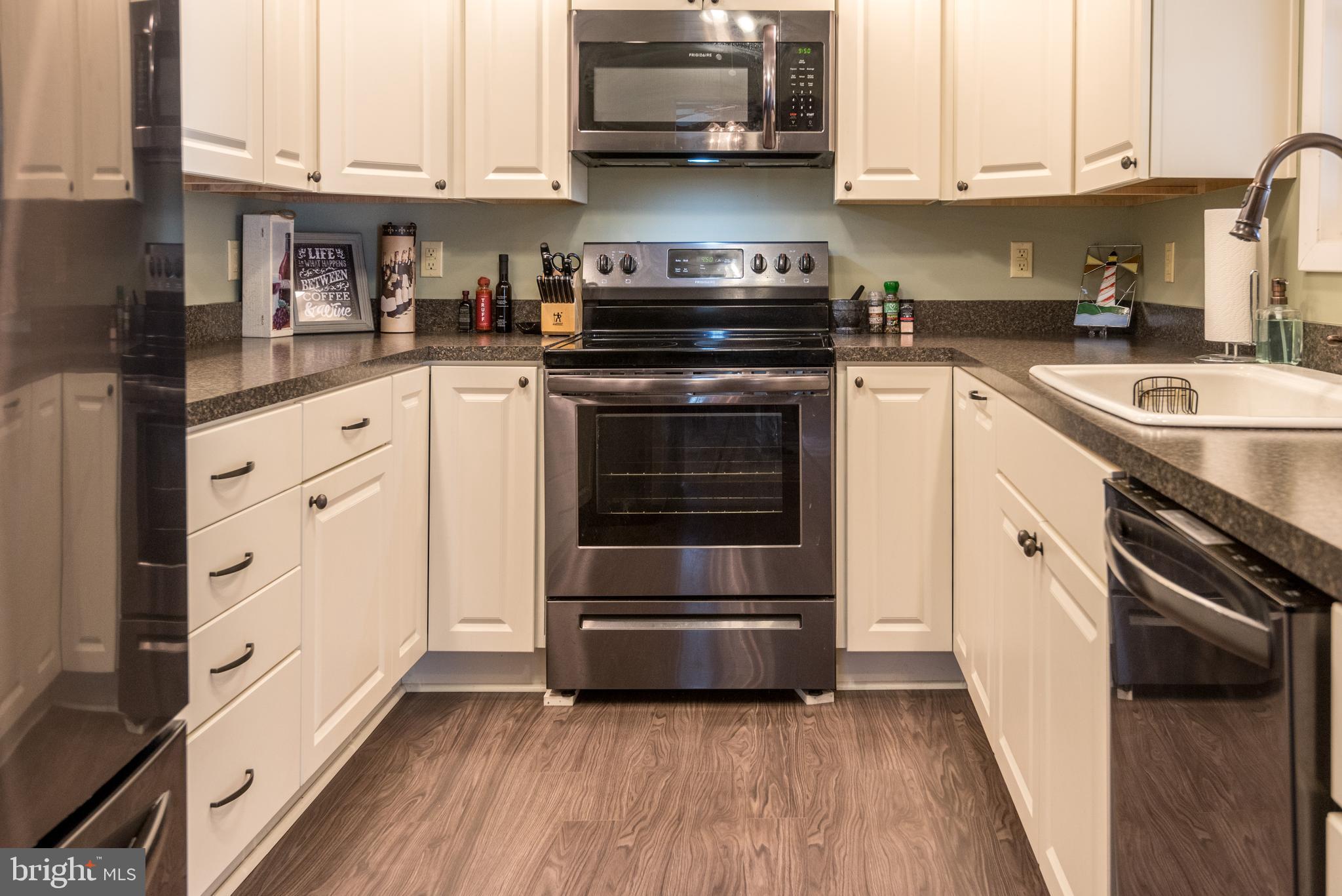 SOTTERLEY MANOR - Residential