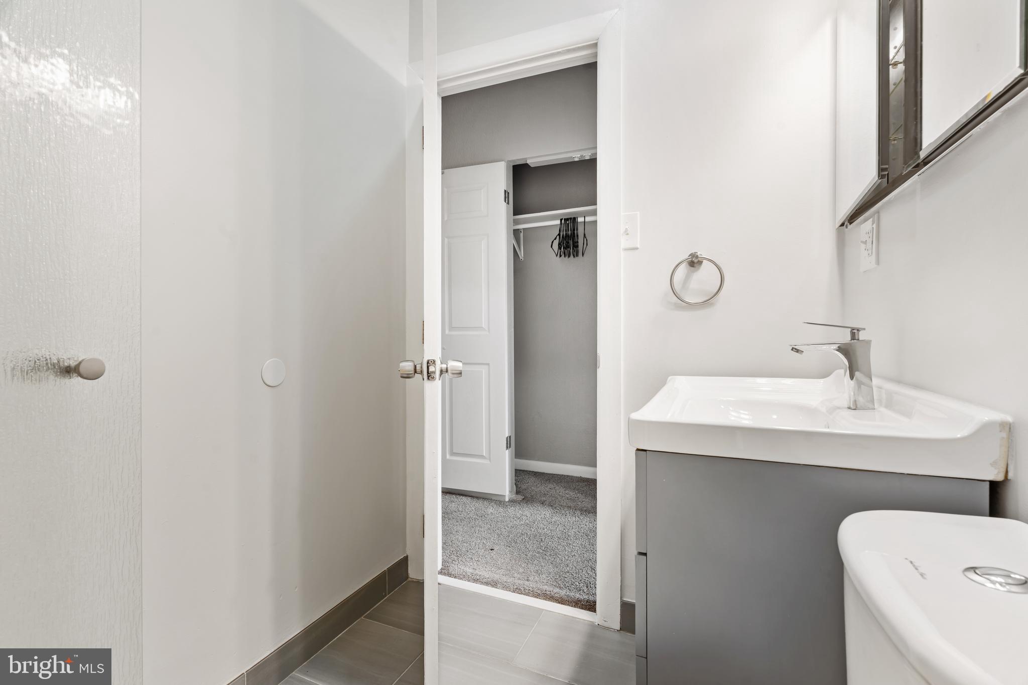 PORT RICHMOND - Residential