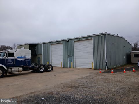 Photo of 6200 Patriot Highway, SPOTSYLVANIA, VA 22553 (MLS # VASP2038560)