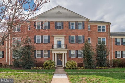 Condo For Sale - 1303 Belle View Boulevard #B1<br/> ALEXANDRIA, VA 22307