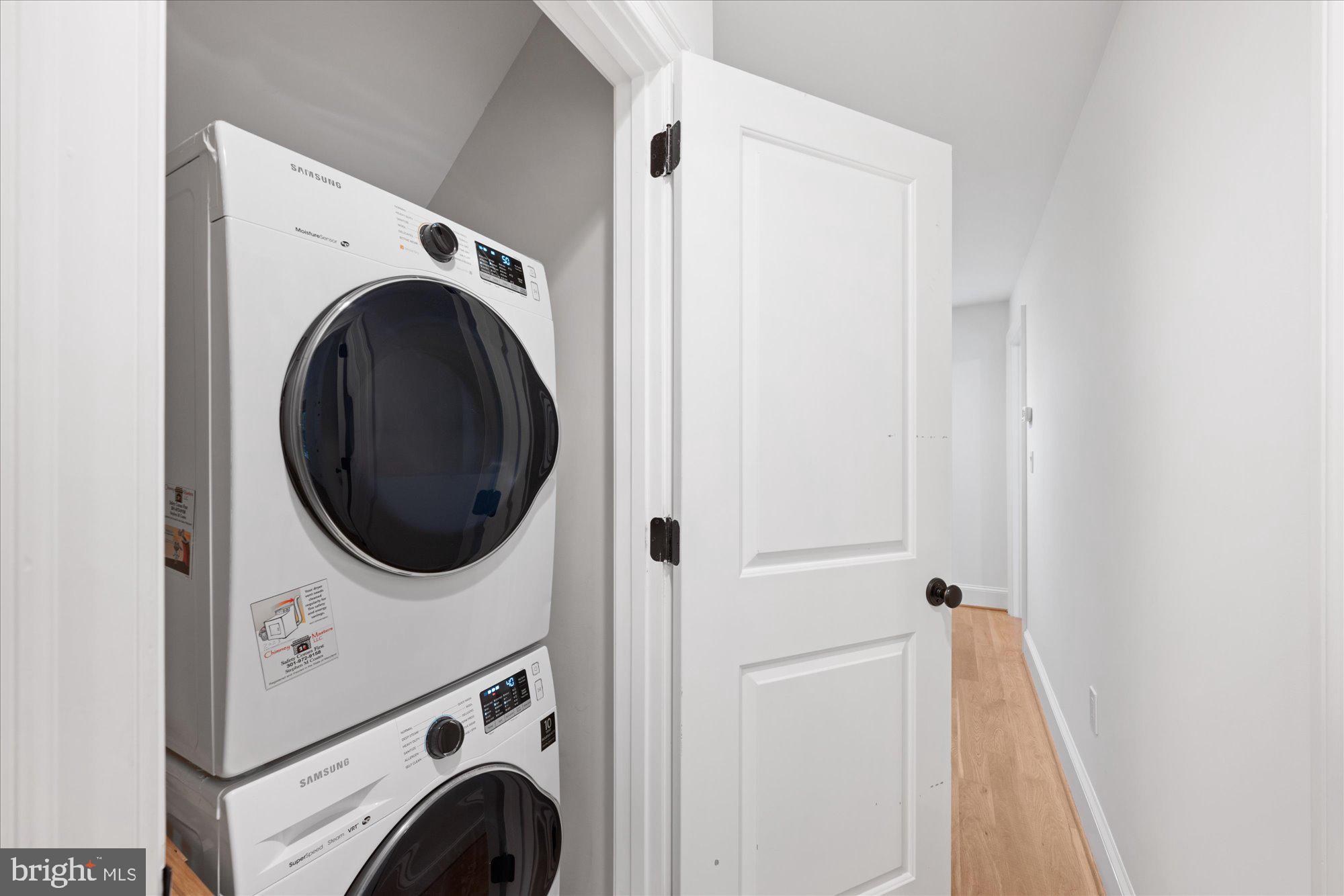 GLENBROOK VILLAGE - Residential