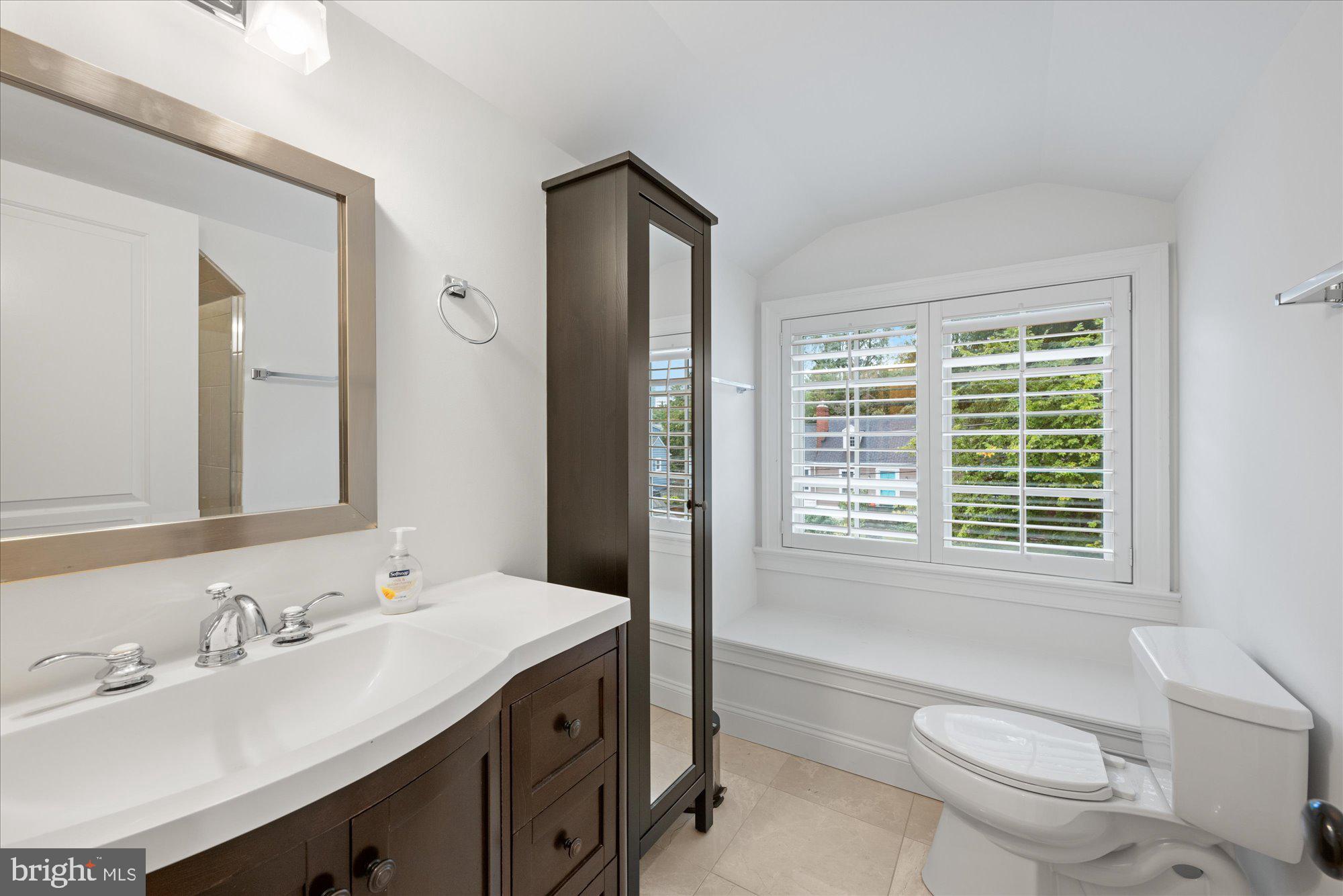 GLENBROOK VILLAGE - Residential