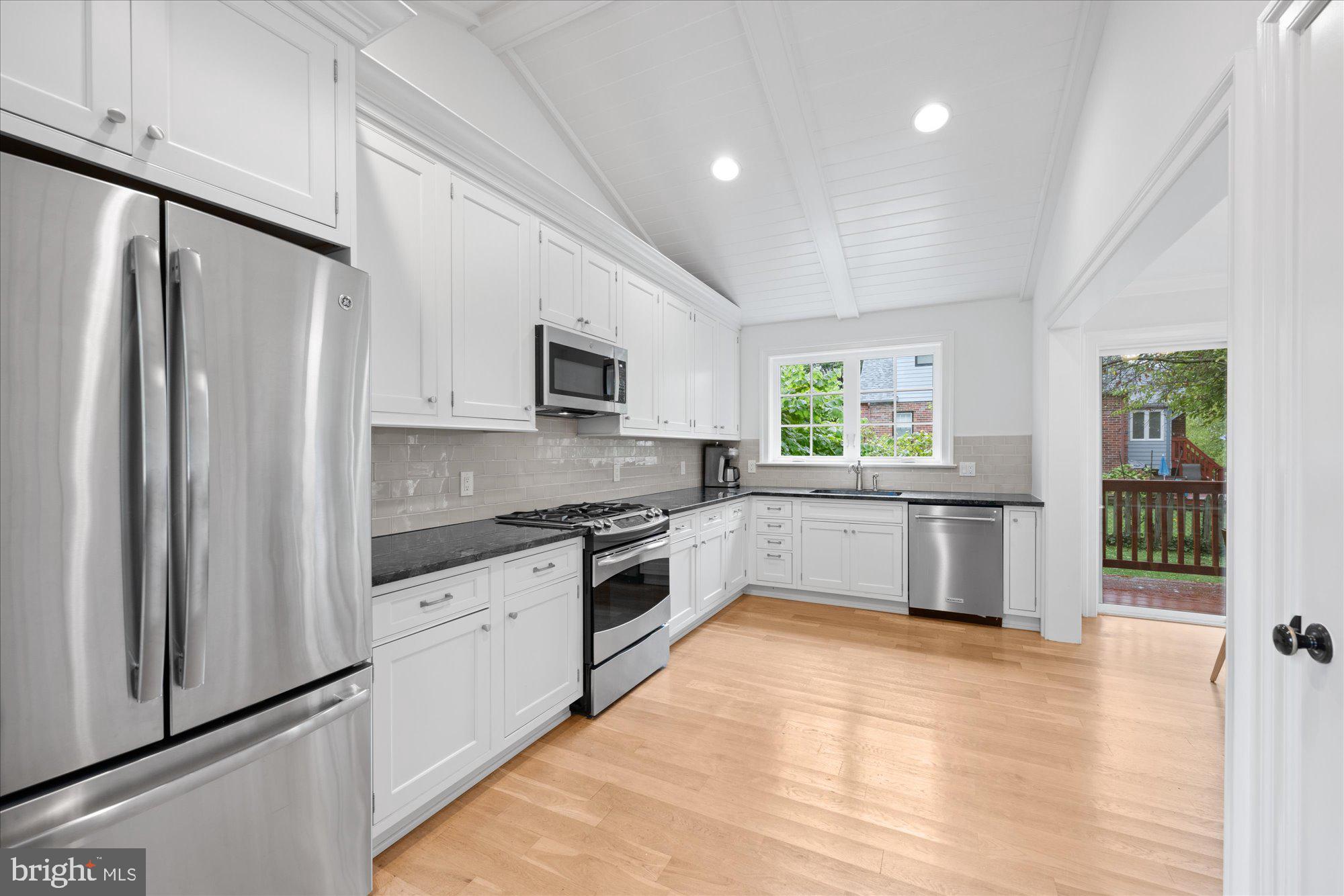 GLENBROOK VILLAGE - Residential