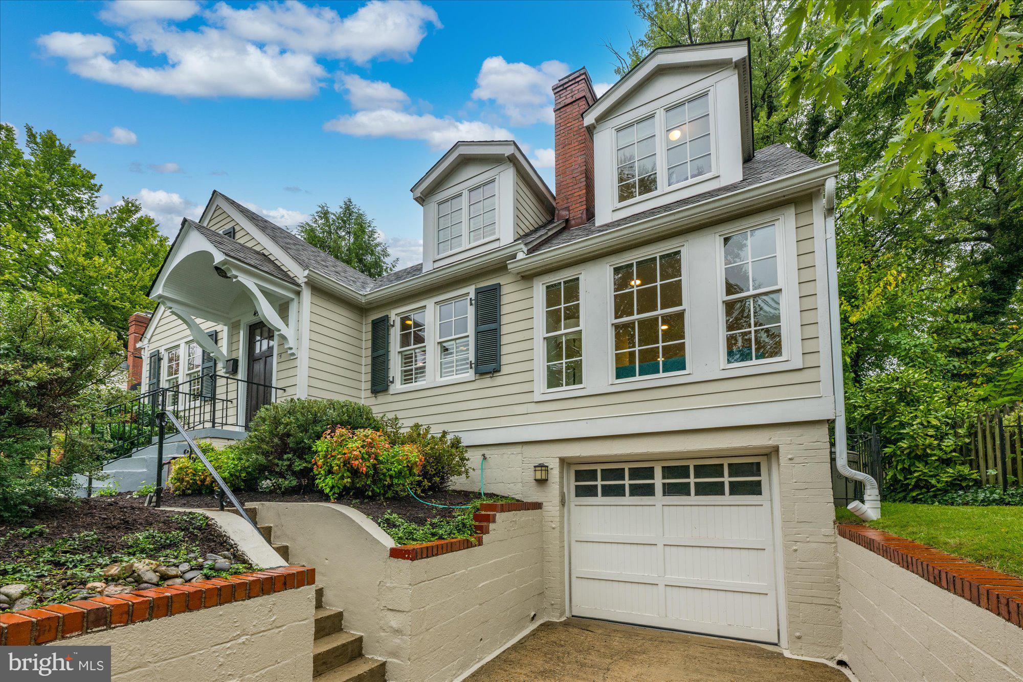 GLENBROOK VILLAGE - Residential