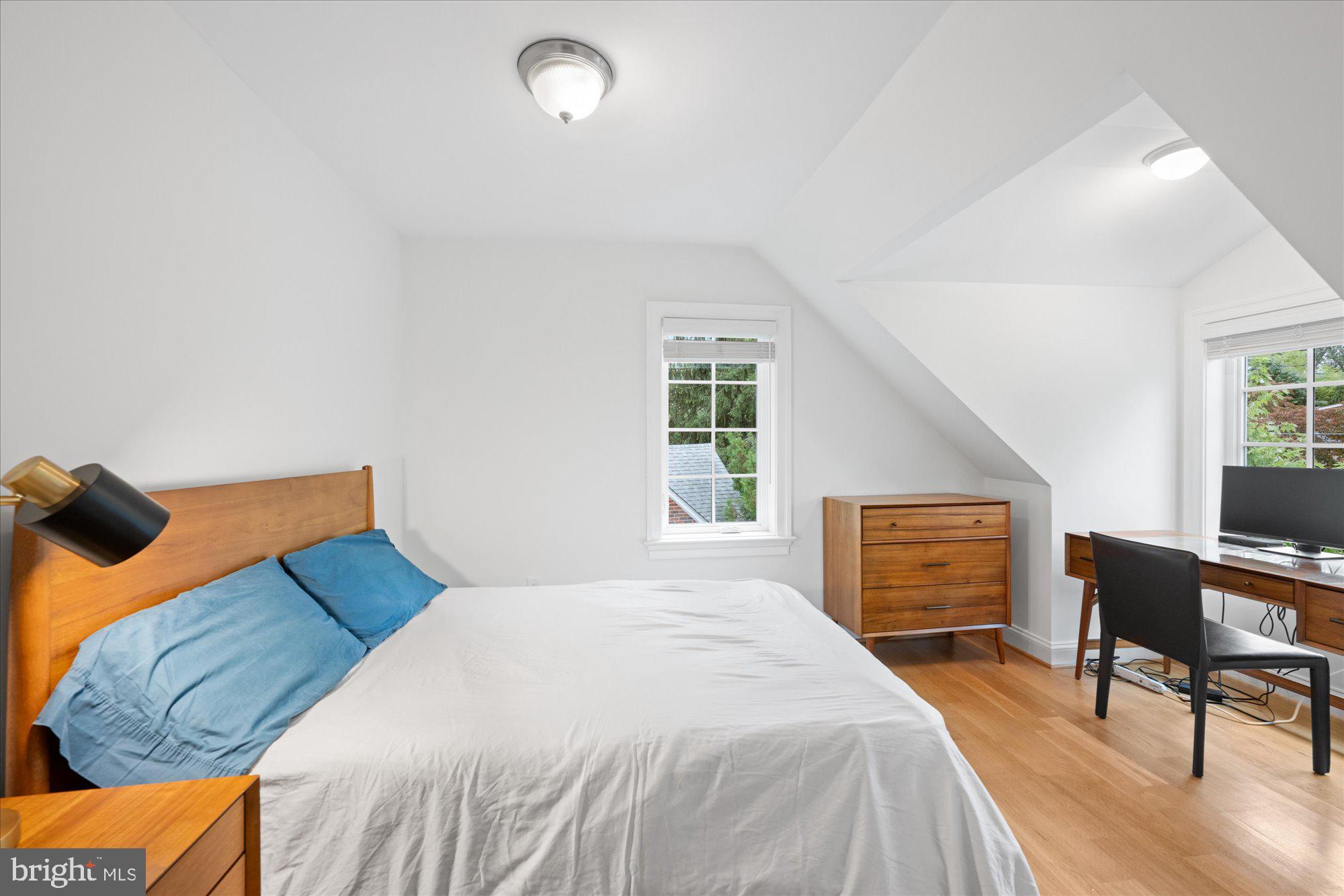 GLENBROOK VILLAGE - Residential