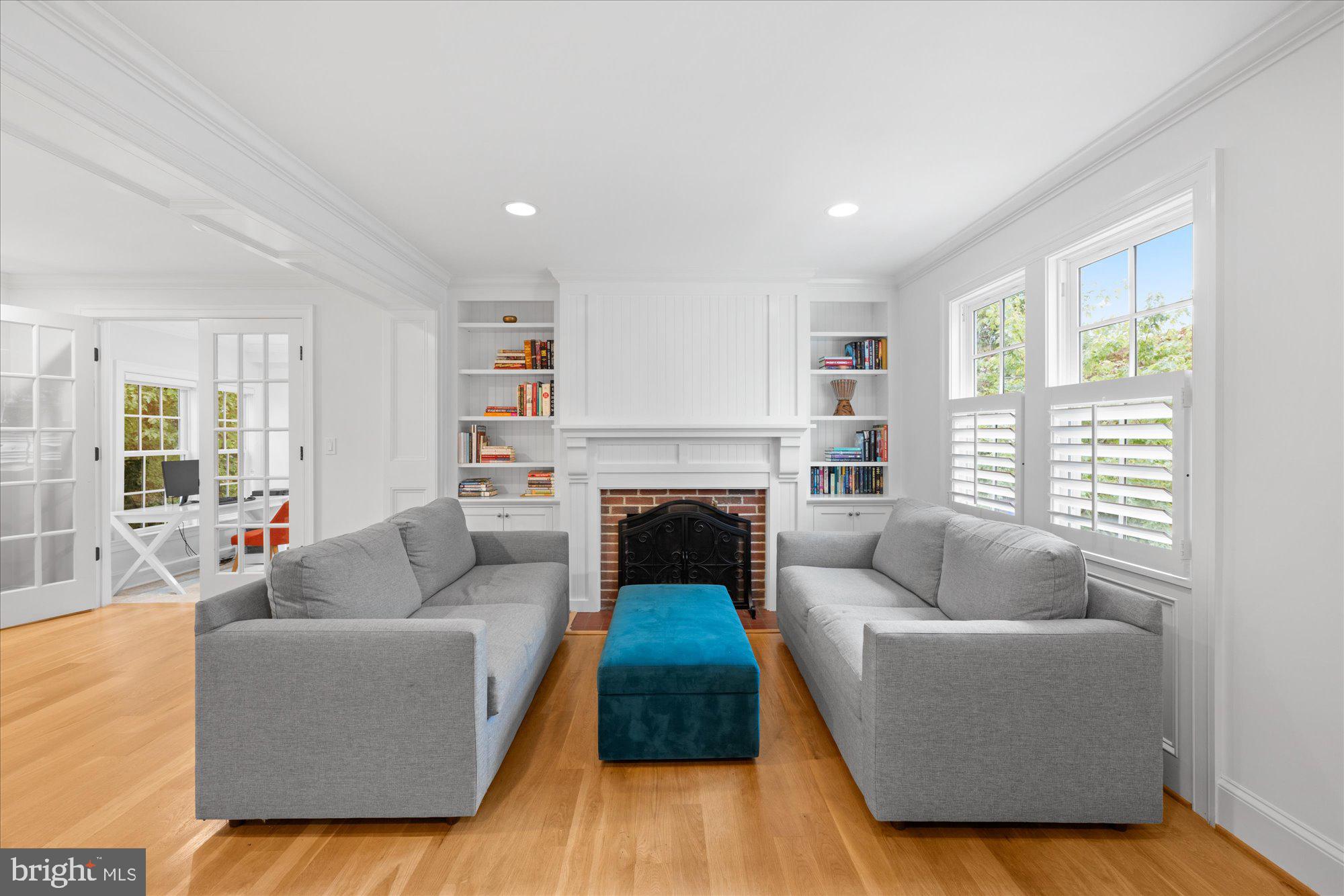 GLENBROOK VILLAGE - Residential