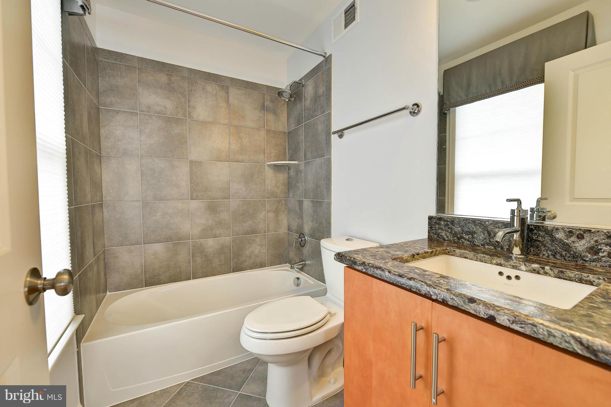 OLD TOWN COMMONS - Residential