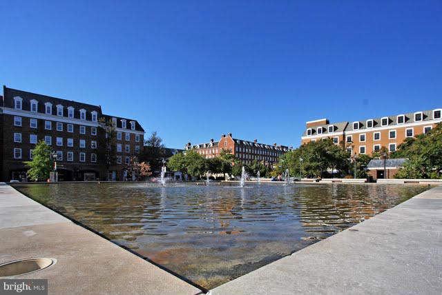 OLD TOWN COMMONS - Residential