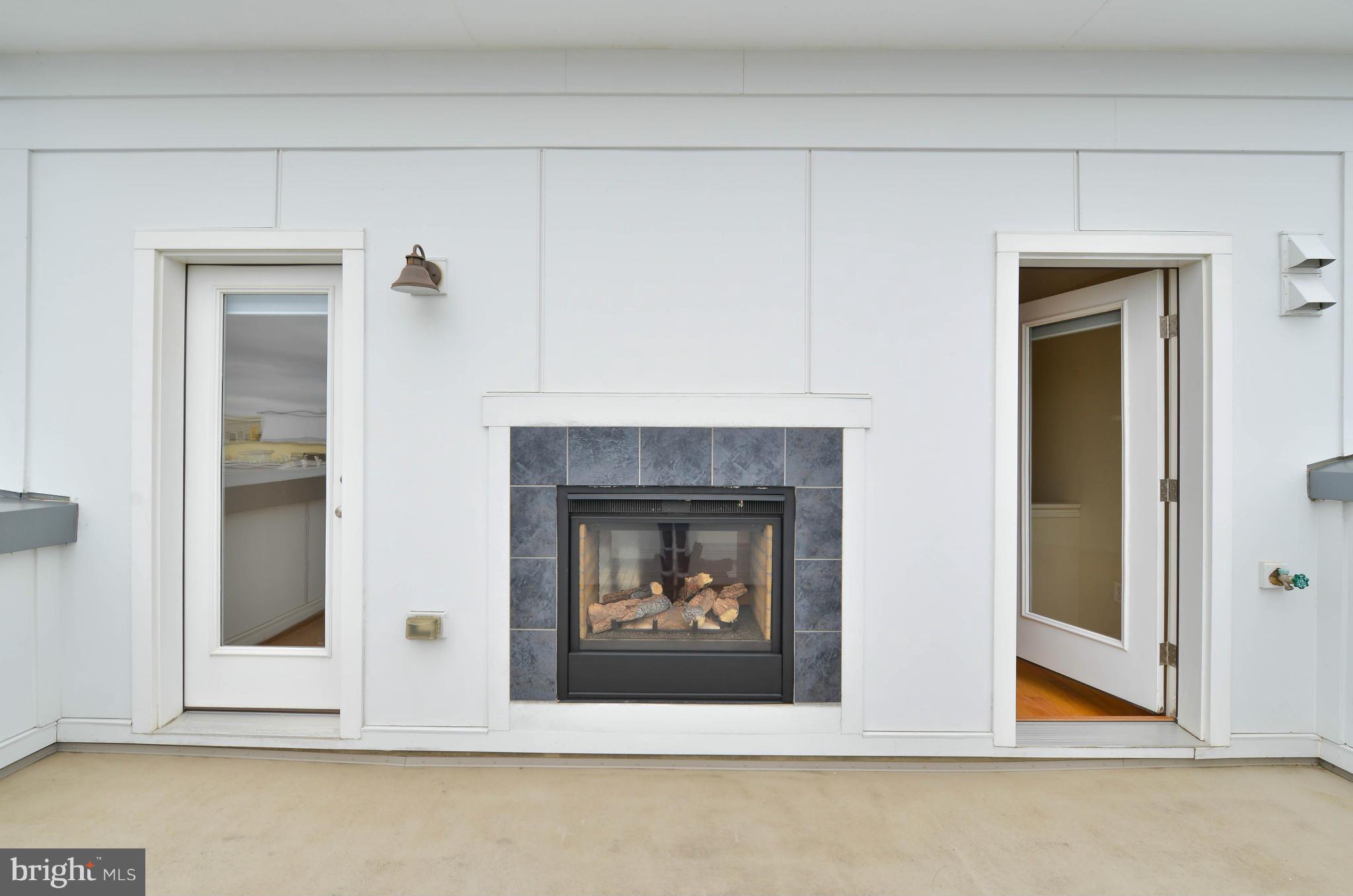 OLD TOWN COMMONS - Residential