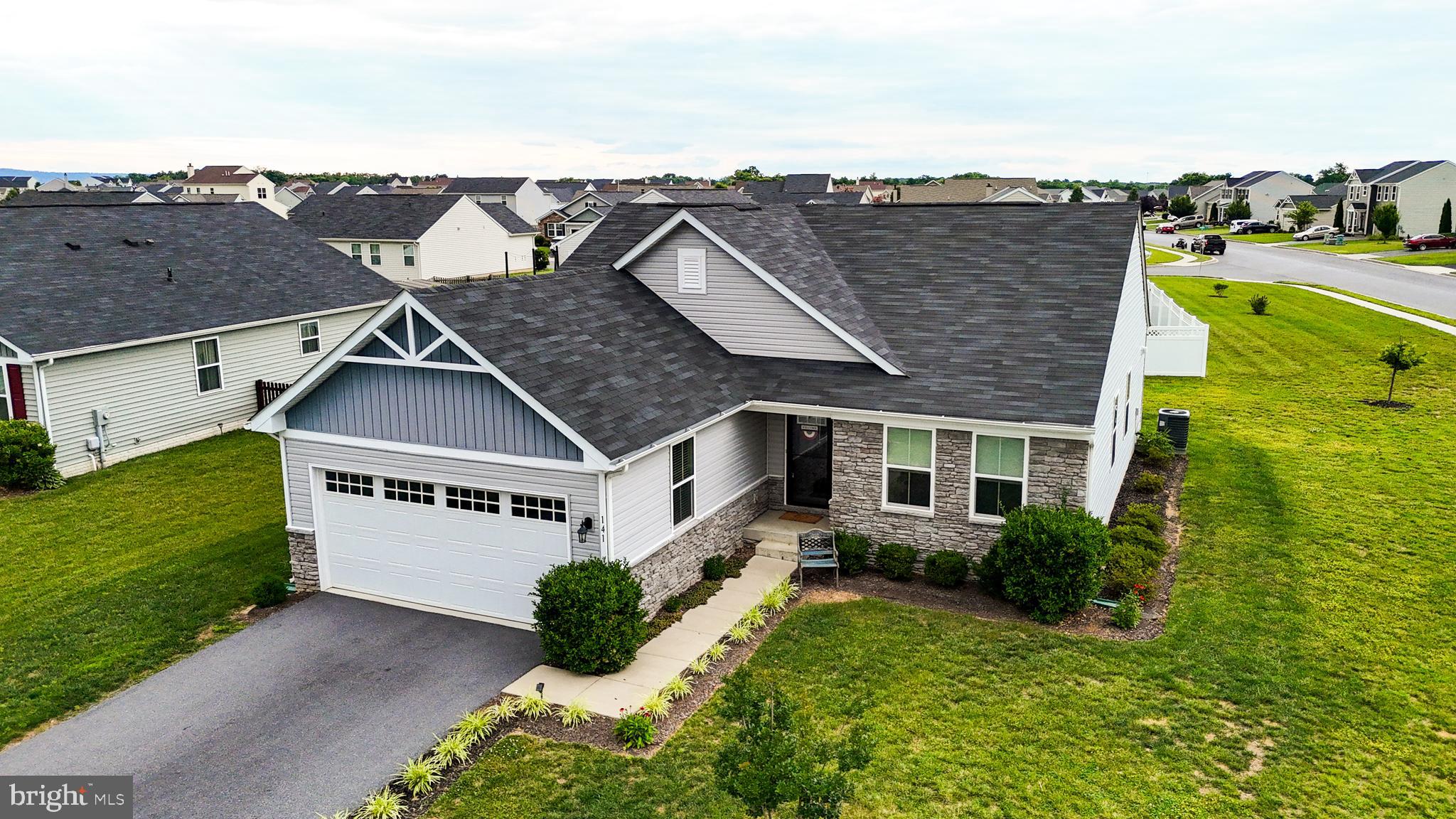 ARCADIA SPRINGS - Residential