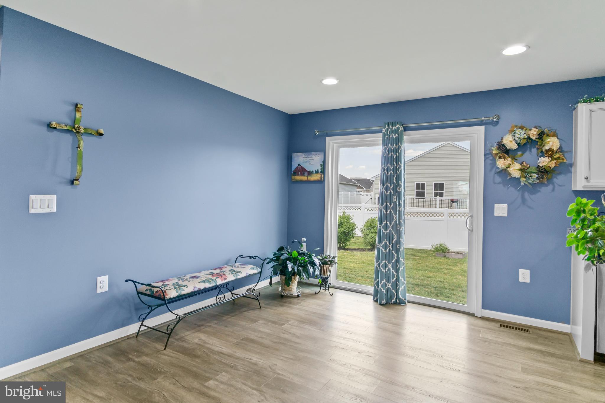 ARCADIA SPRINGS - Residential