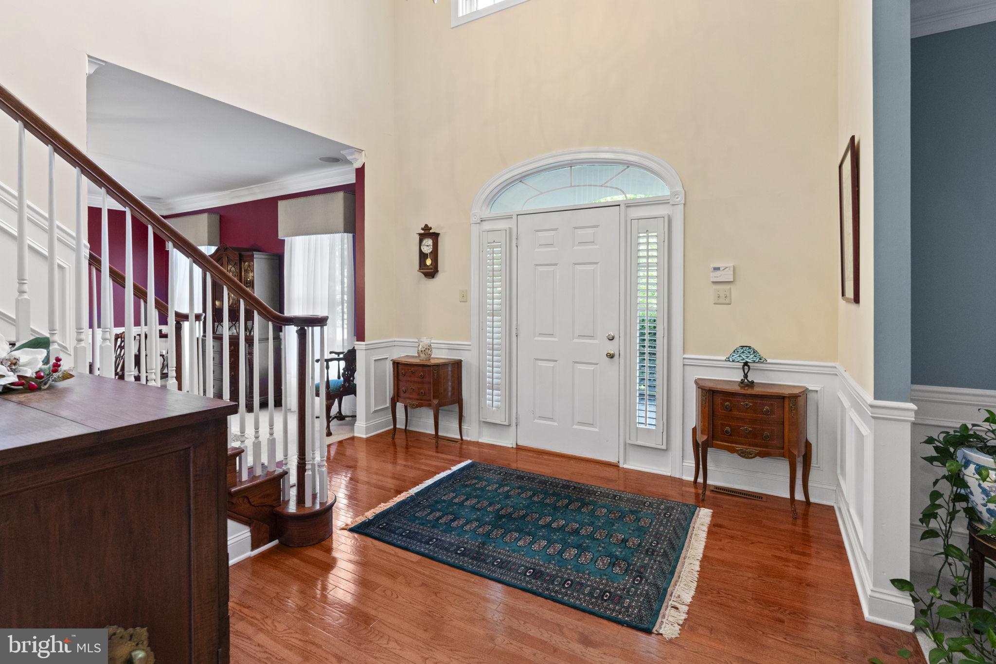 COURTS AT LONGWOOD - Residential