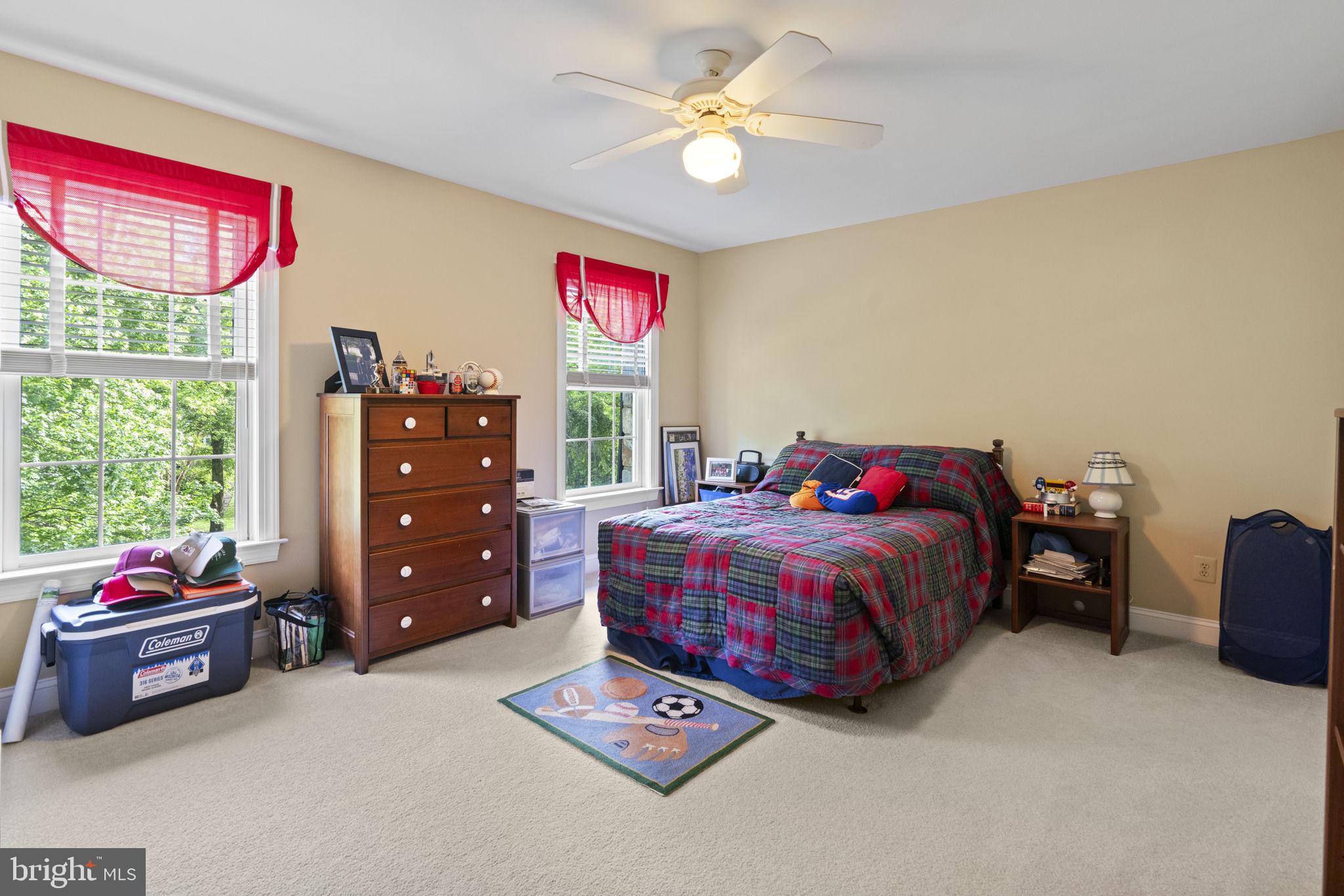 COURTS AT LONGWOOD - Residential