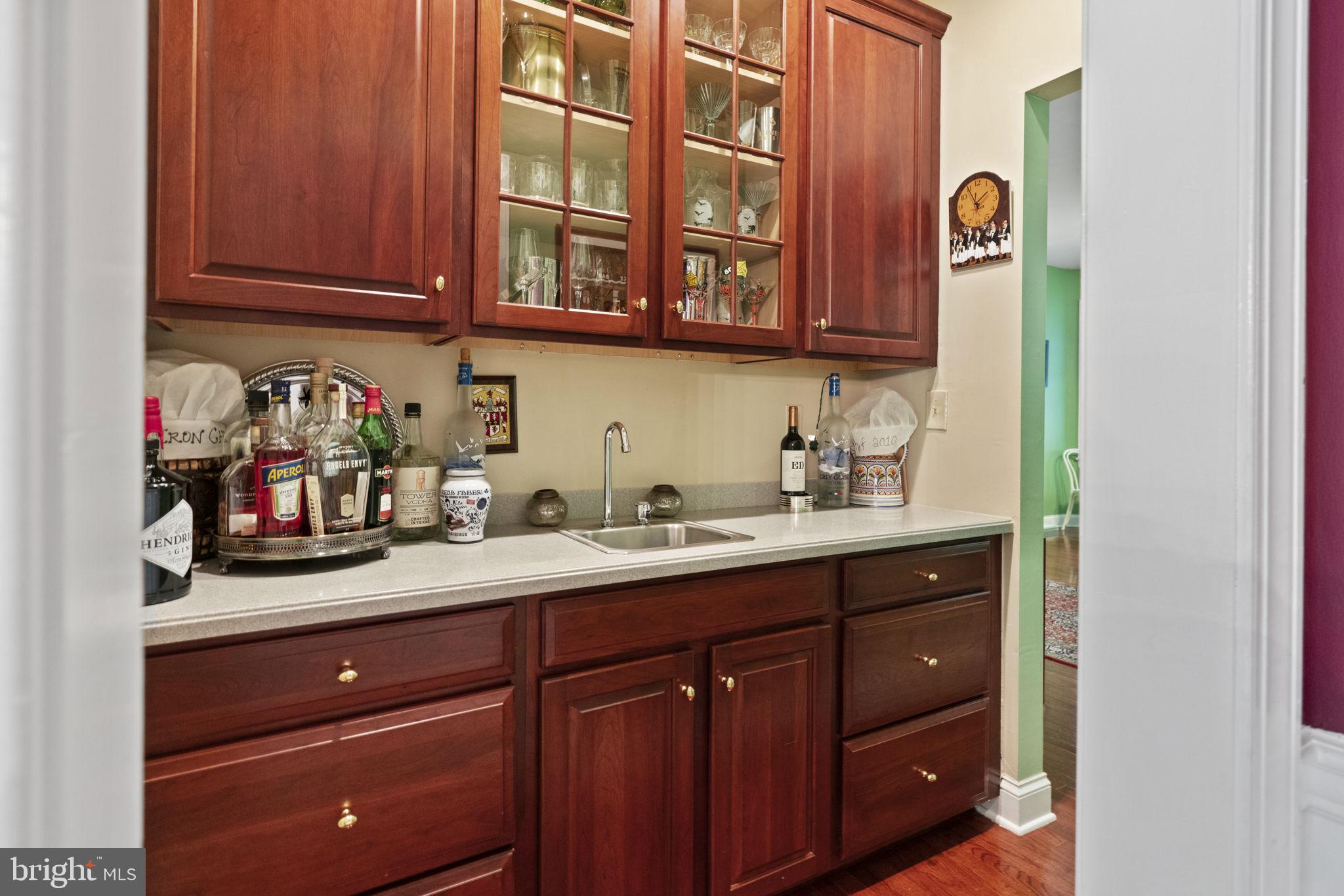 COURTS AT LONGWOOD - Residential