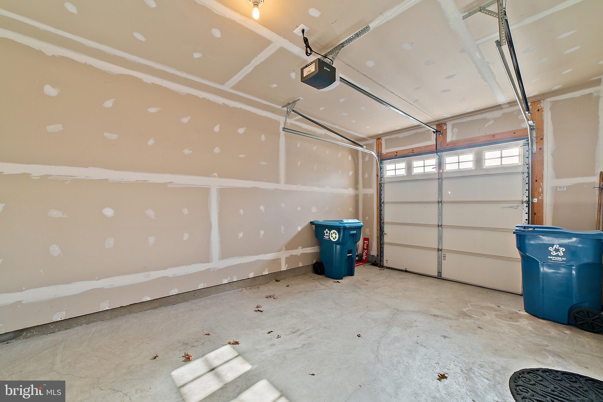 FIELDSTONE - Residential