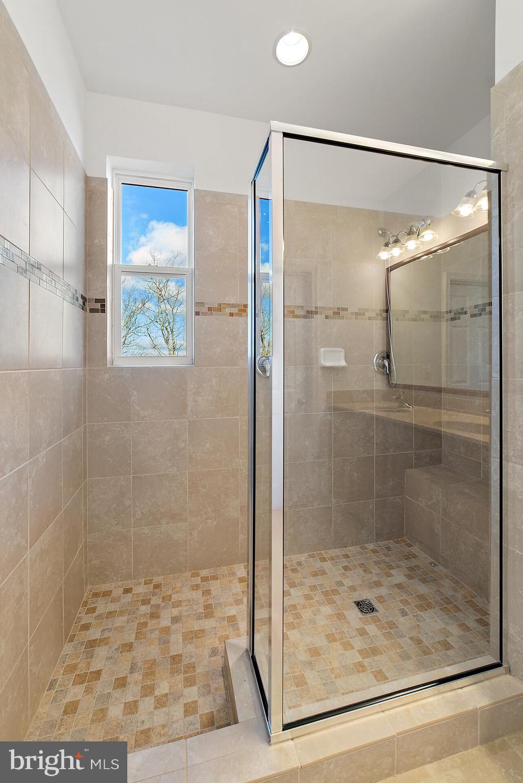 FIELDSTONE - Residential